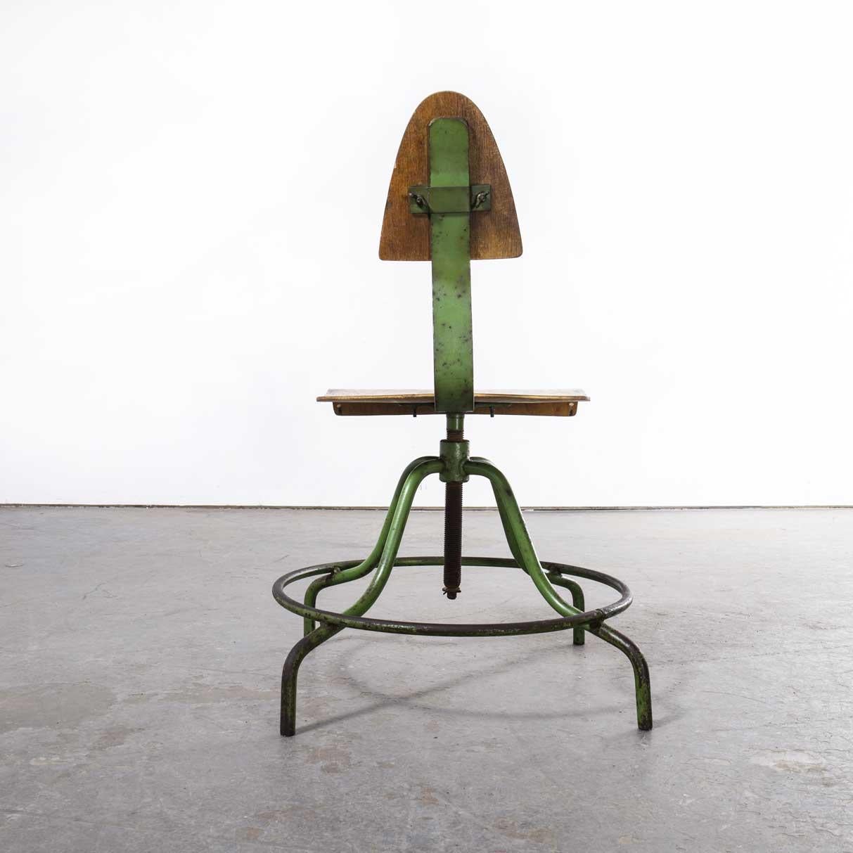 1950's Industrial Czech Swivel Chair - (1767) For Sale 2