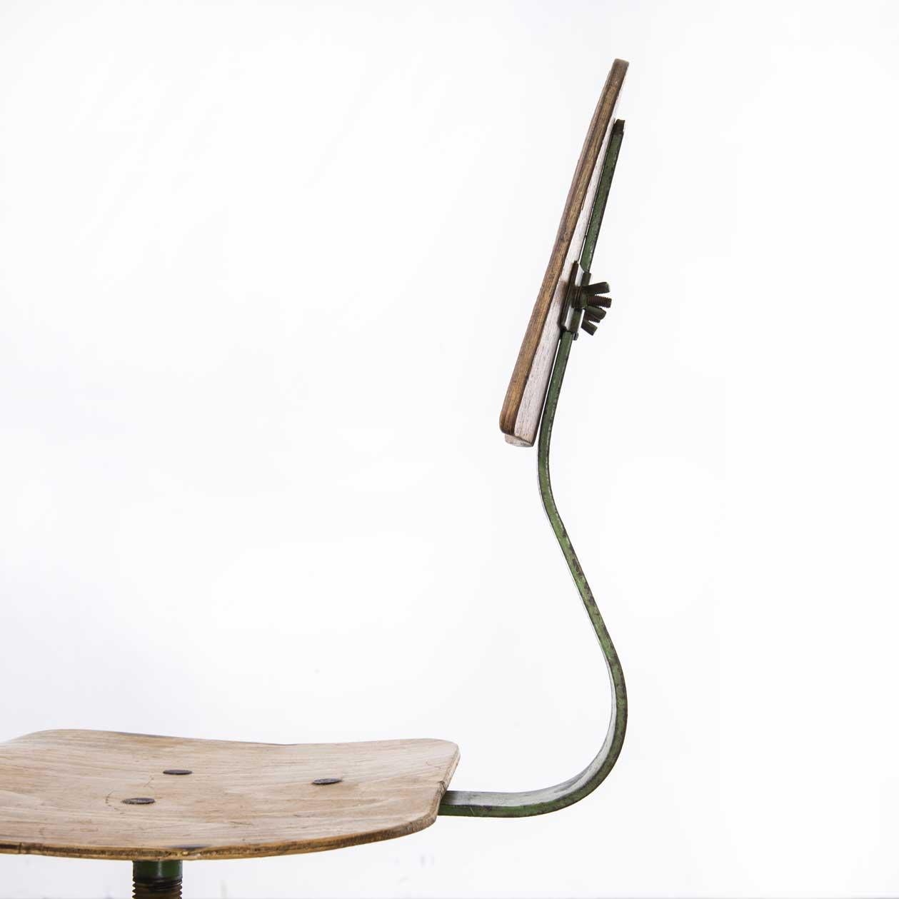 1950's Industrial Czech Swivel Chair - (1767) For Sale 3