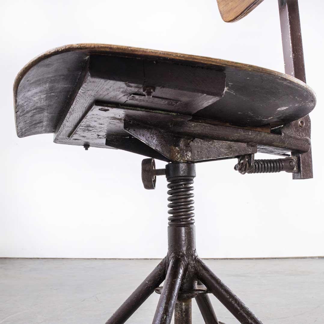1950's Industrial Czech Swivel Chair, '1767.1' For Sale 2