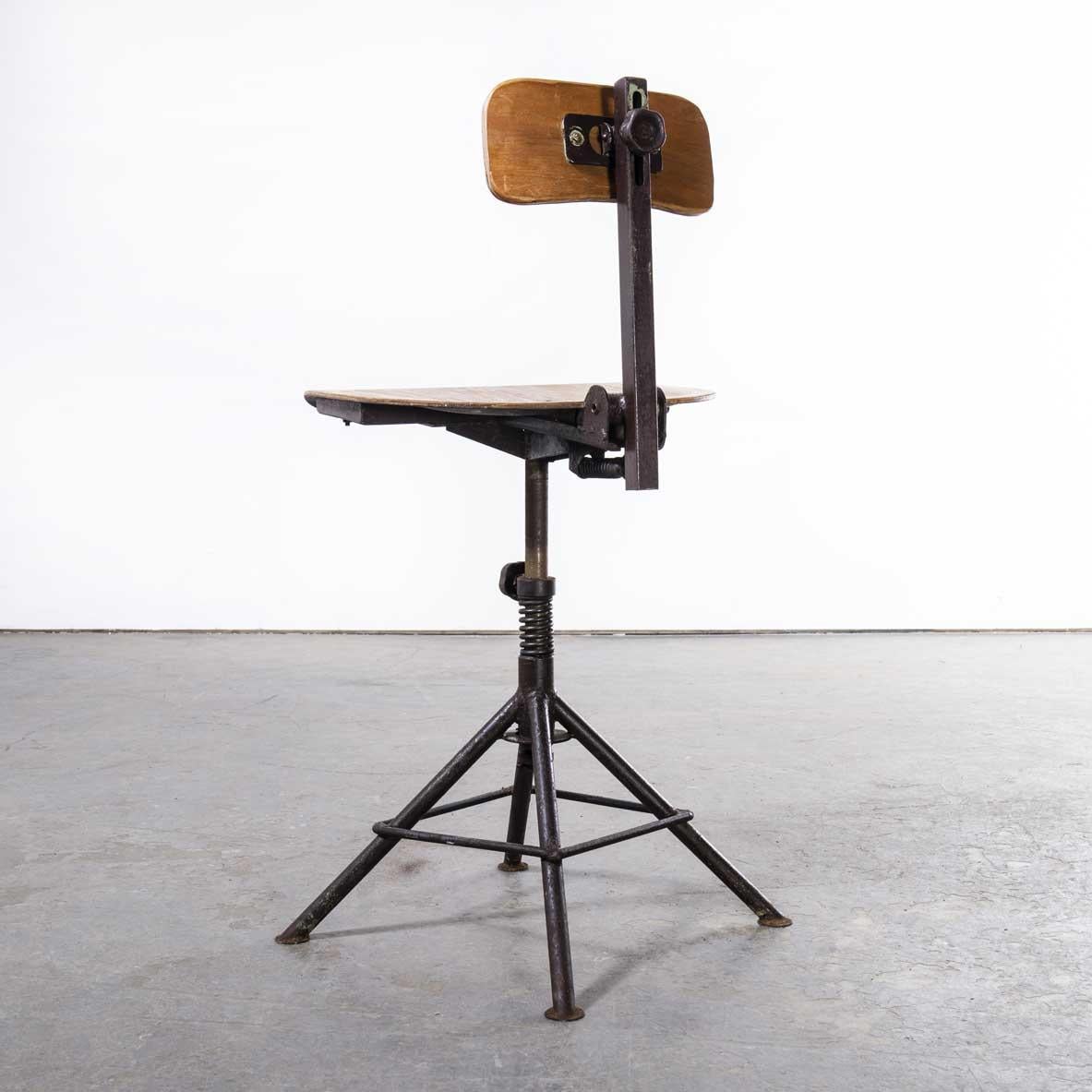 1950's Industrial Czech Swivel Chair, '1767.1' For Sale 3