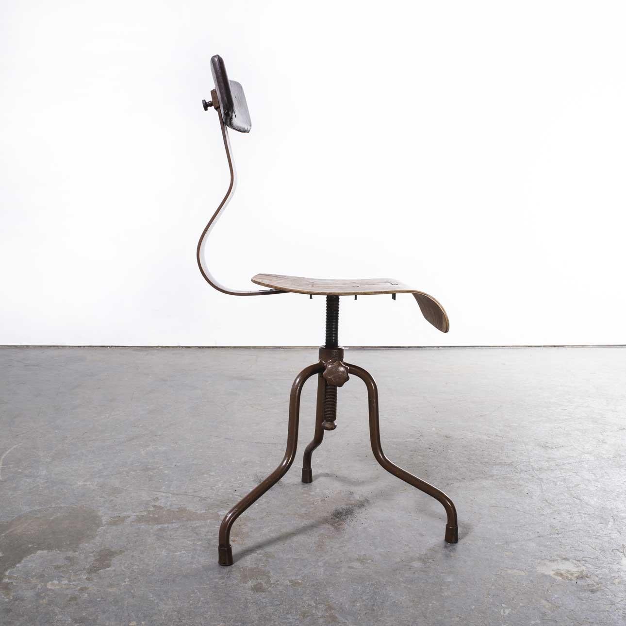 1950's Industrial Czech Swivel Chair, '1767.3' For Sale 4