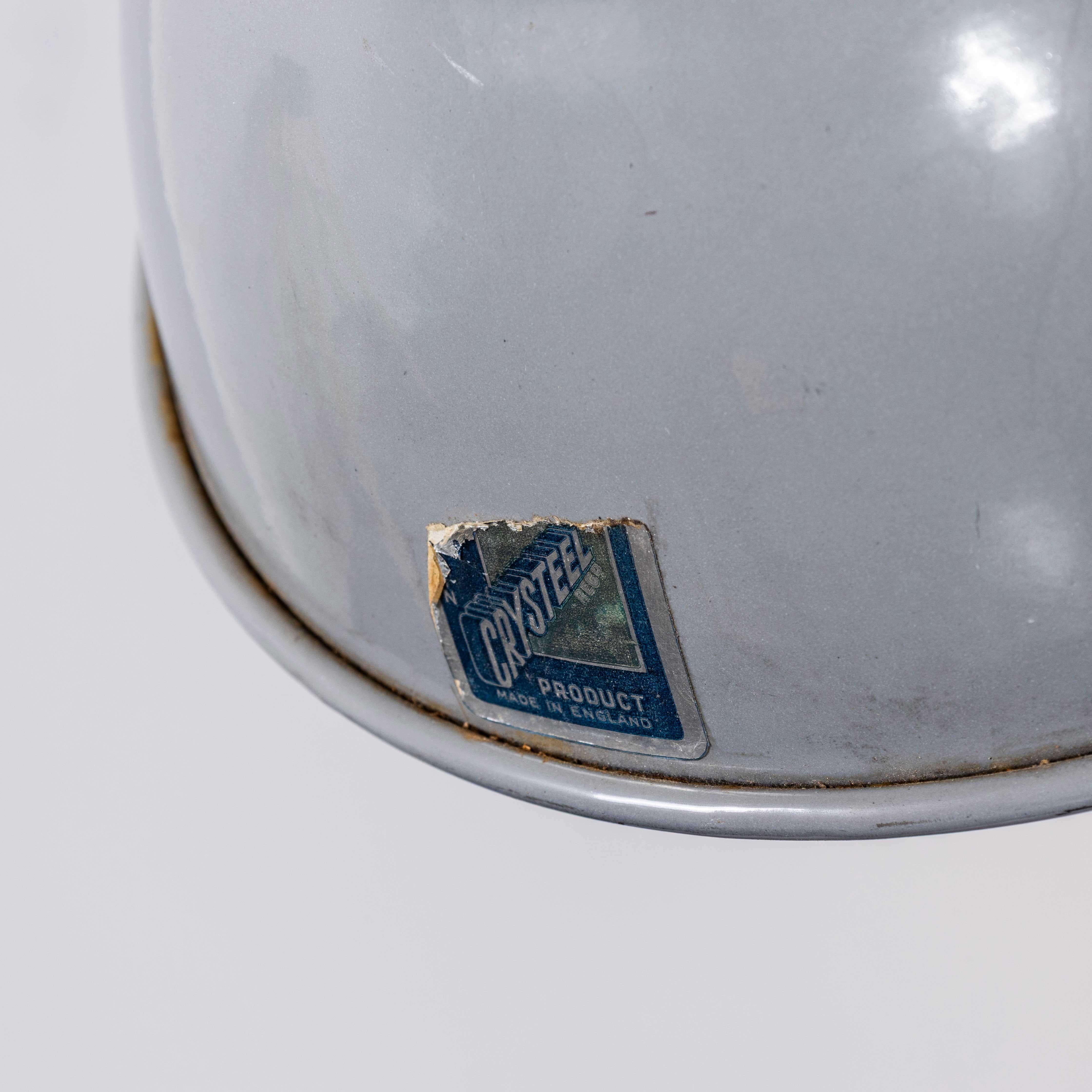 Lámparas parabólicas esmaltadas Benjamin Crysteel Gris Industrial de los años 50 mediados del siglo XX en venta