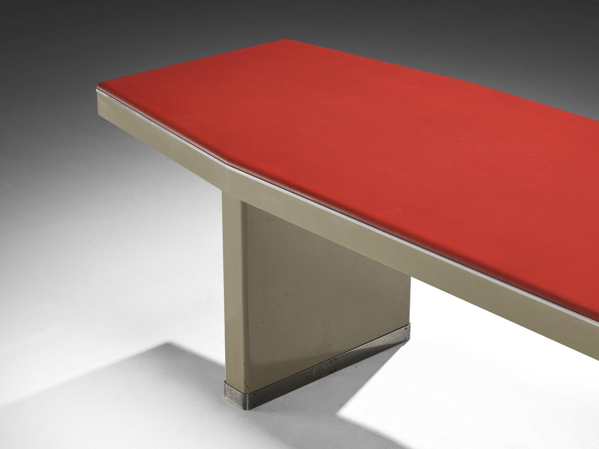 1950s Industrial Italian Dining Table with Red Top and Light Grey Frame In Good Condition For Sale In Waalwijk, NL