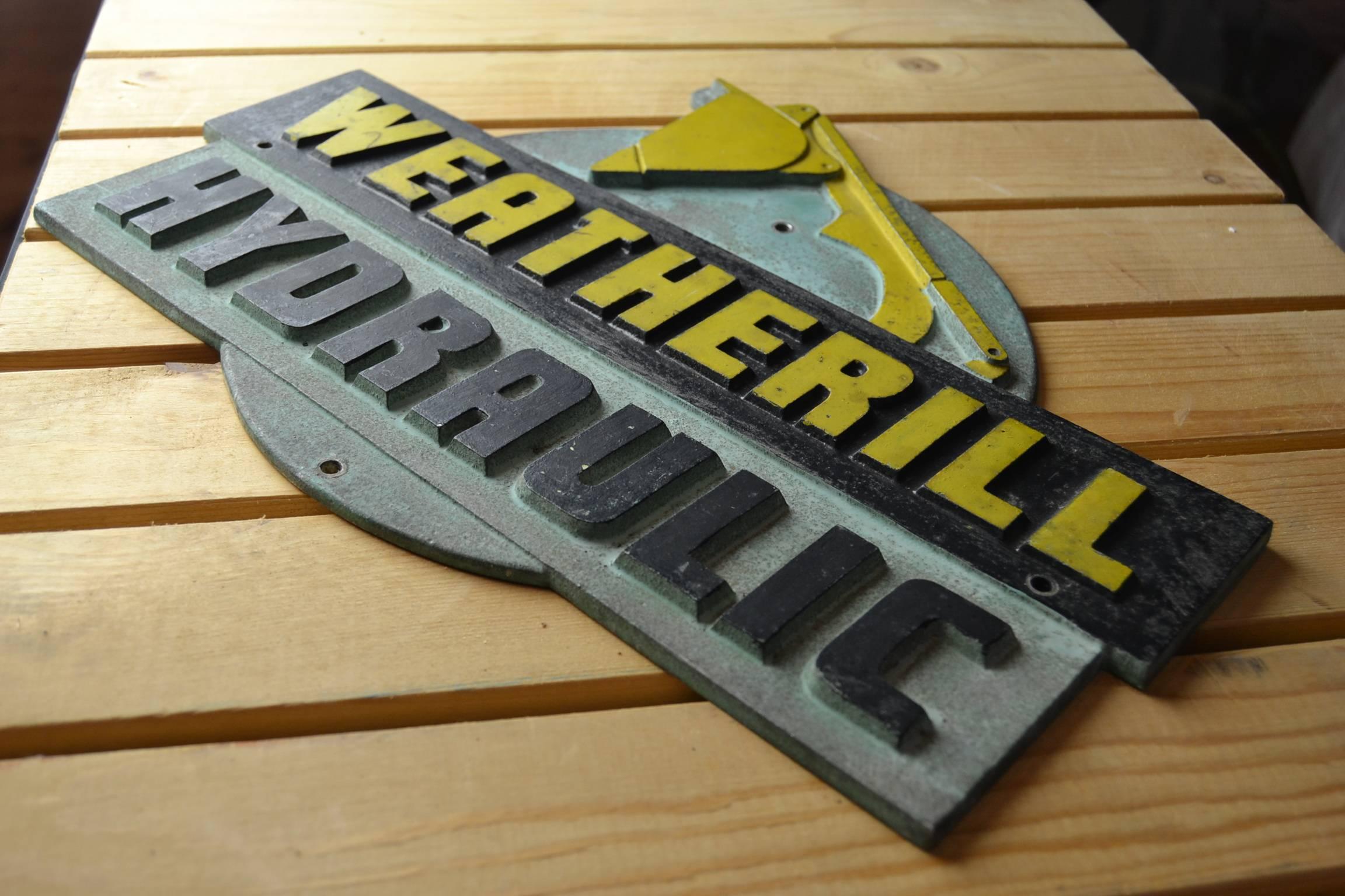 1950s Cast Iron Industrial Weatherill Hydraulic Loader Badge Sign , UK  In Good Condition In Antwerp, BE