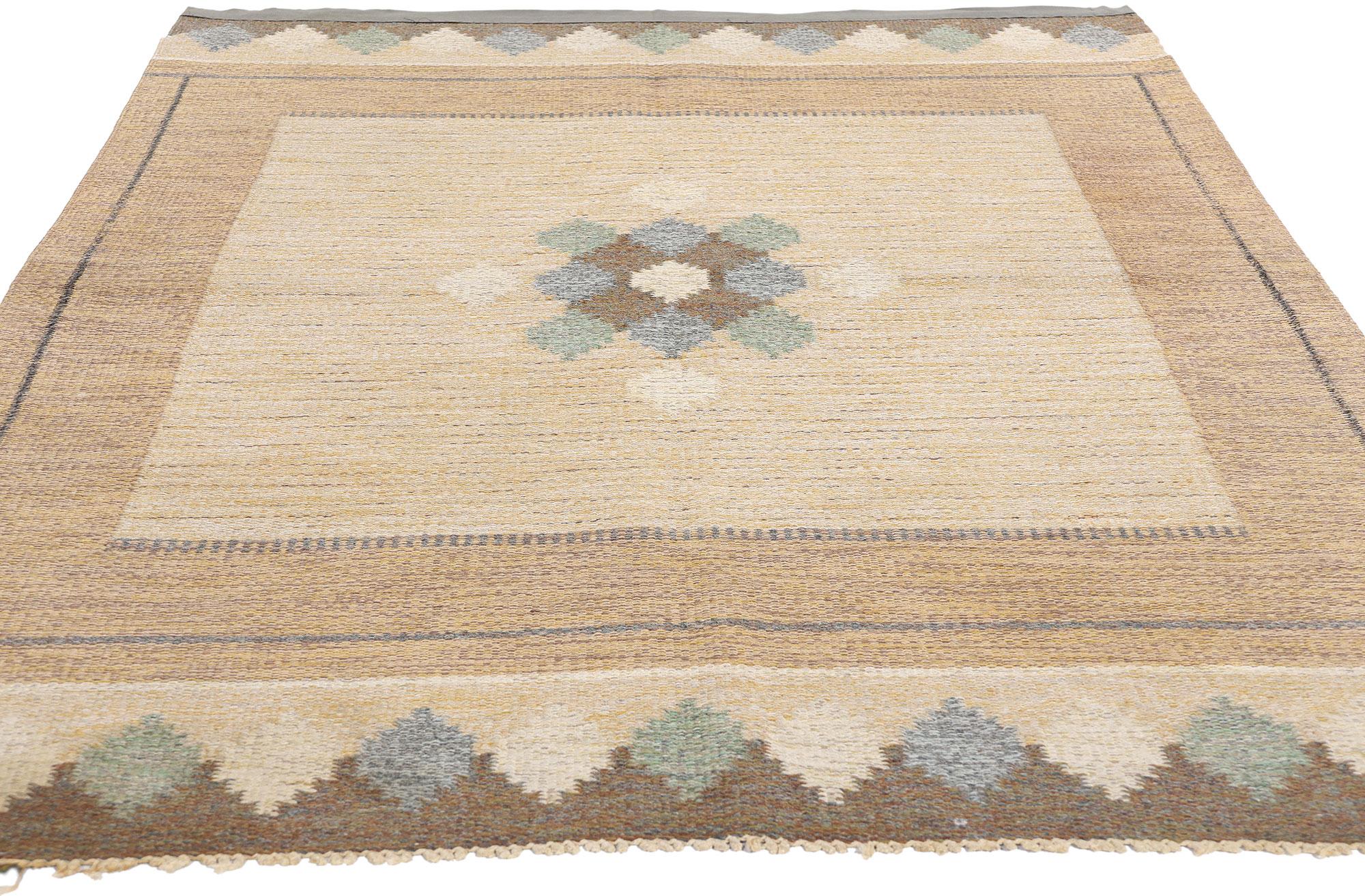 1950's Ingegerd Silow Swedish Scandinavian Röllakan with Traditional Style In Good Condition For Sale In Dallas, TX
