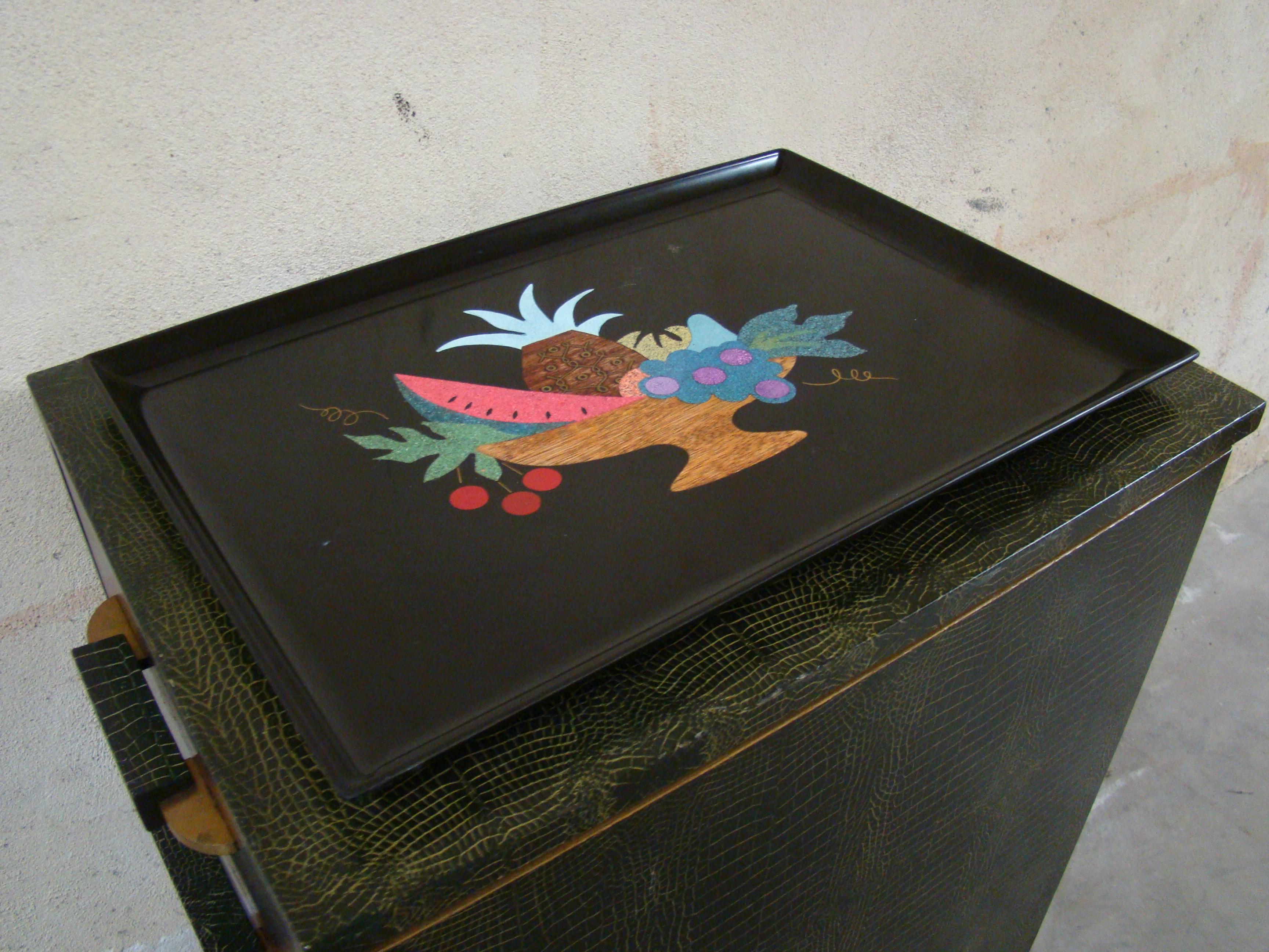 1950s Inlaid Wood and Shell Marquetry Resin Tray by Couroc of Monterey 1