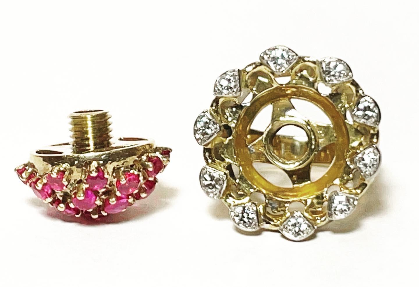 Round Cut 1950s Interchangeable 18kt Gold, Diamond, Pearls, Ruby, Sapphire Fashion Ring