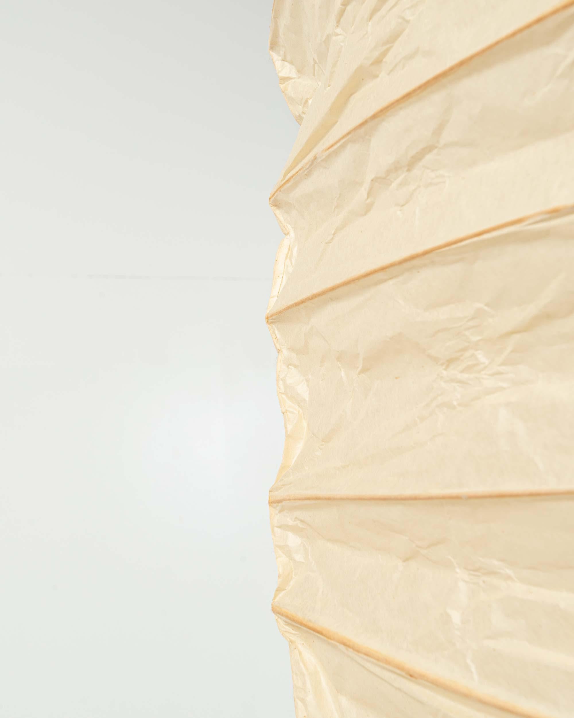 Isamu Noguchi Akari Lichtskulptur 30N-Schirm mit BB3-Sockel, Isamu, neu, auf Lager, 1950er Jahre (Japanisch) im Angebot