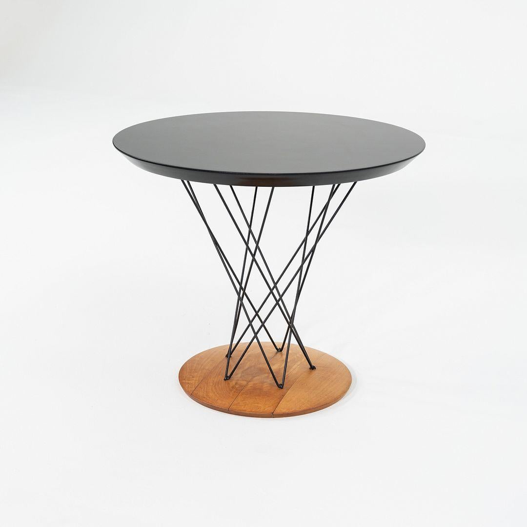 1950 Isamu Noguchi for Knoll Table cyclonique pour enfants avec plateau de 24 pouces, Model No 87 en vente 4