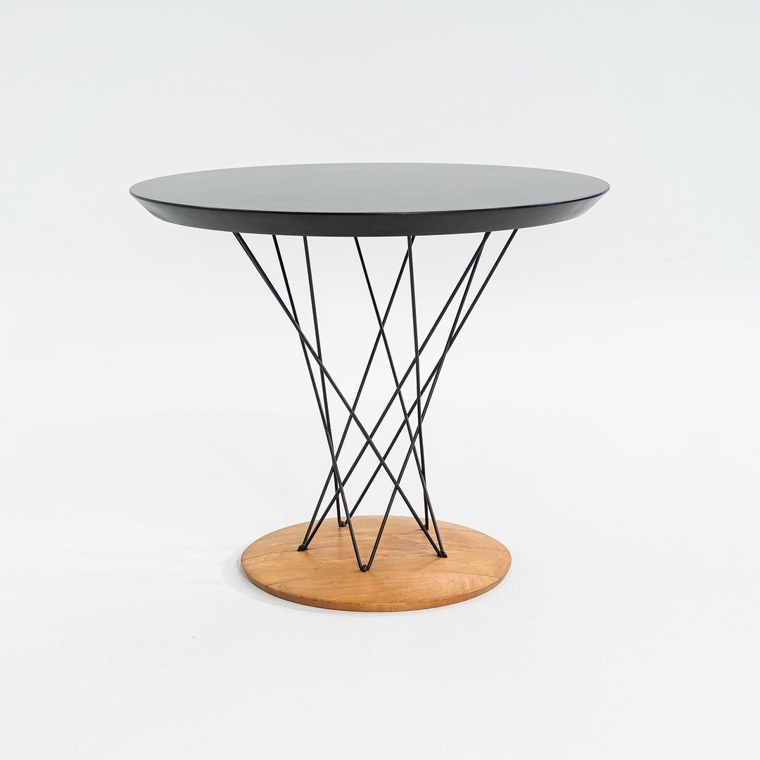 Bois 1950 Isamu Noguchi for Knoll Table cyclonique pour enfants avec plateau de 24 pouces, Model No 87 en vente