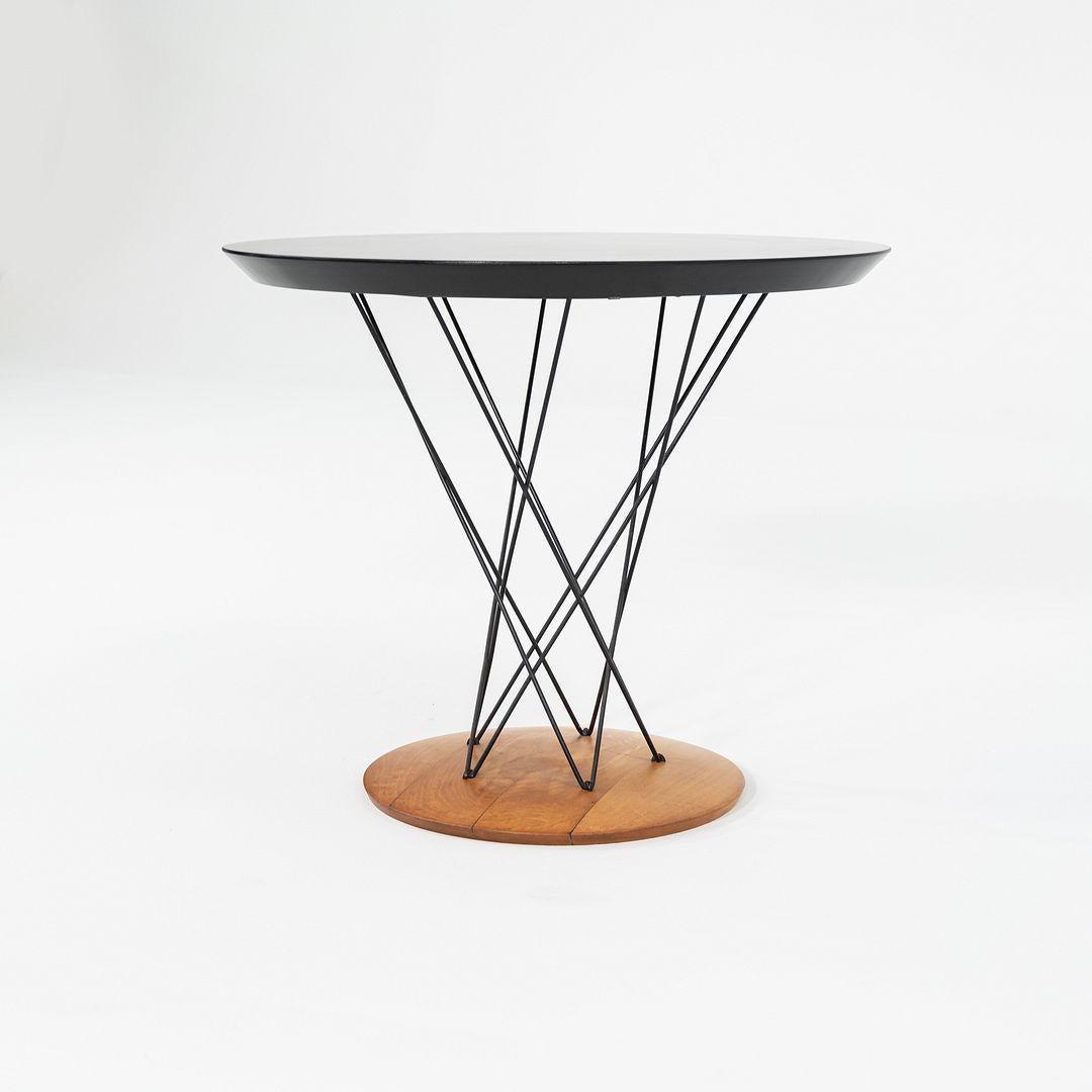 1950 Isamu Noguchi for Knoll Table cyclonique pour enfants avec plateau de 24 pouces, Model No 87 en vente 2