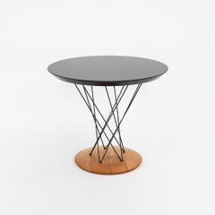 1950 Isamu Noguchi for Knoll Table cyclonique pour enfants avec plateau de 24 pouces, Model No 87