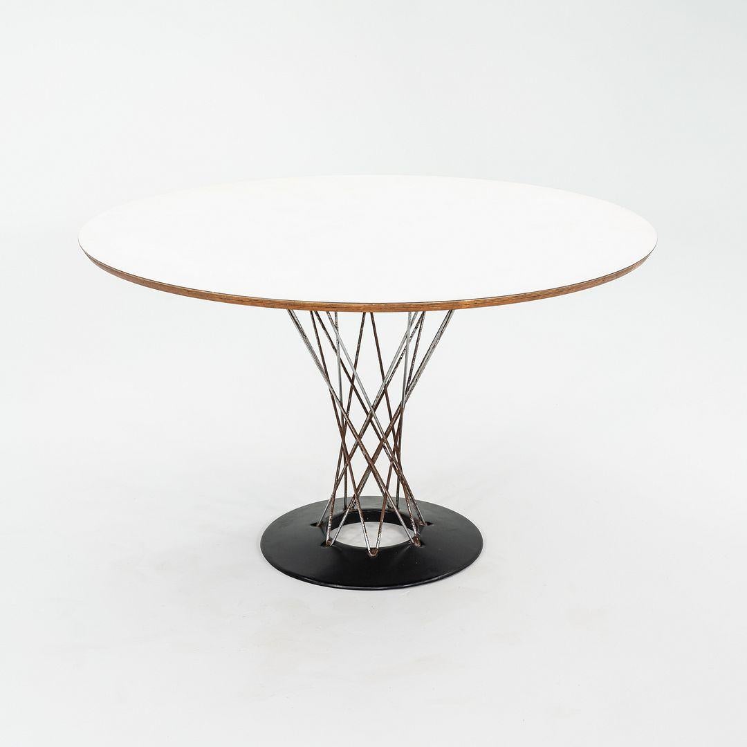 Moderne 1950 Isamu Noguchi for Knoll Cyclone Dining Table with 48