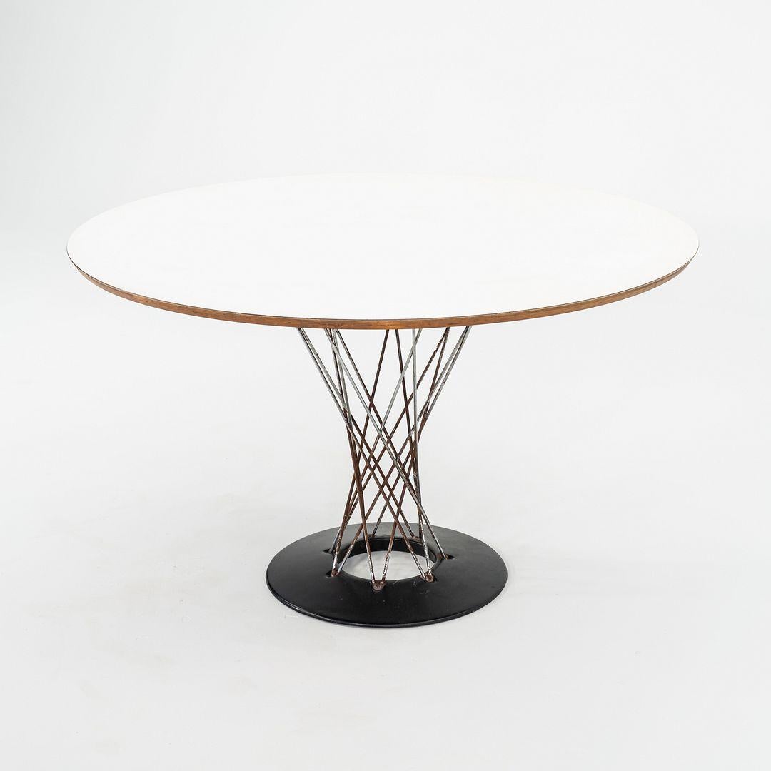 Américain 1950 Isamu Noguchi for Knoll Cyclone Dining Table with 48