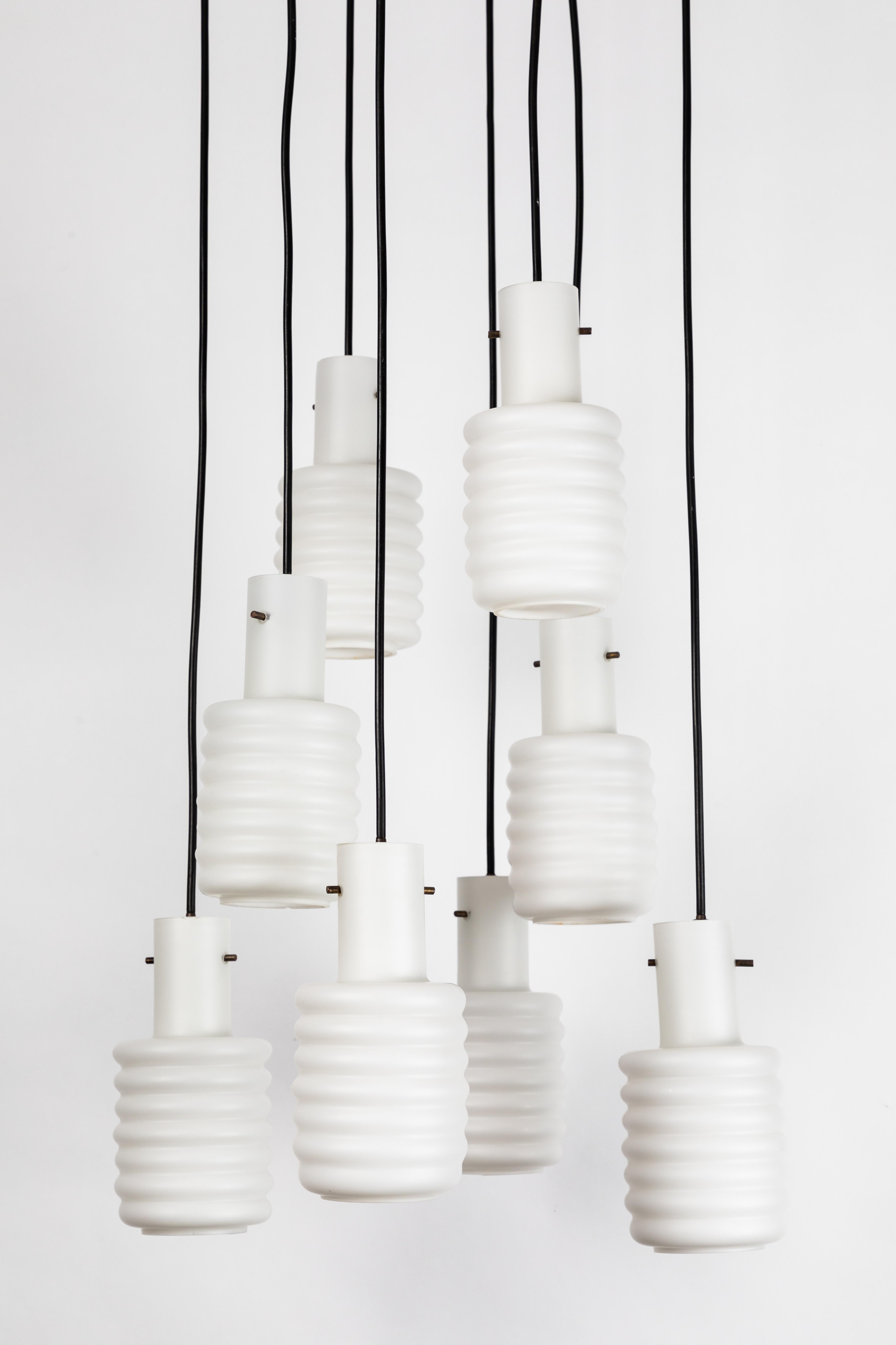 Metal 1950s Italian 8-Glass Cascading Chandelier Attributed to Arredoluce For Sale