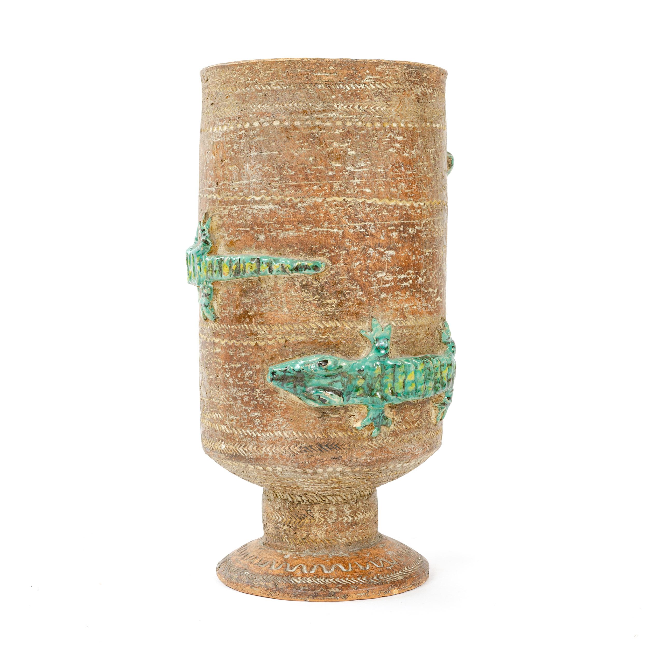 1950s Italian Alligator Pottery Vase In Good Condition In Sagaponack, NY
