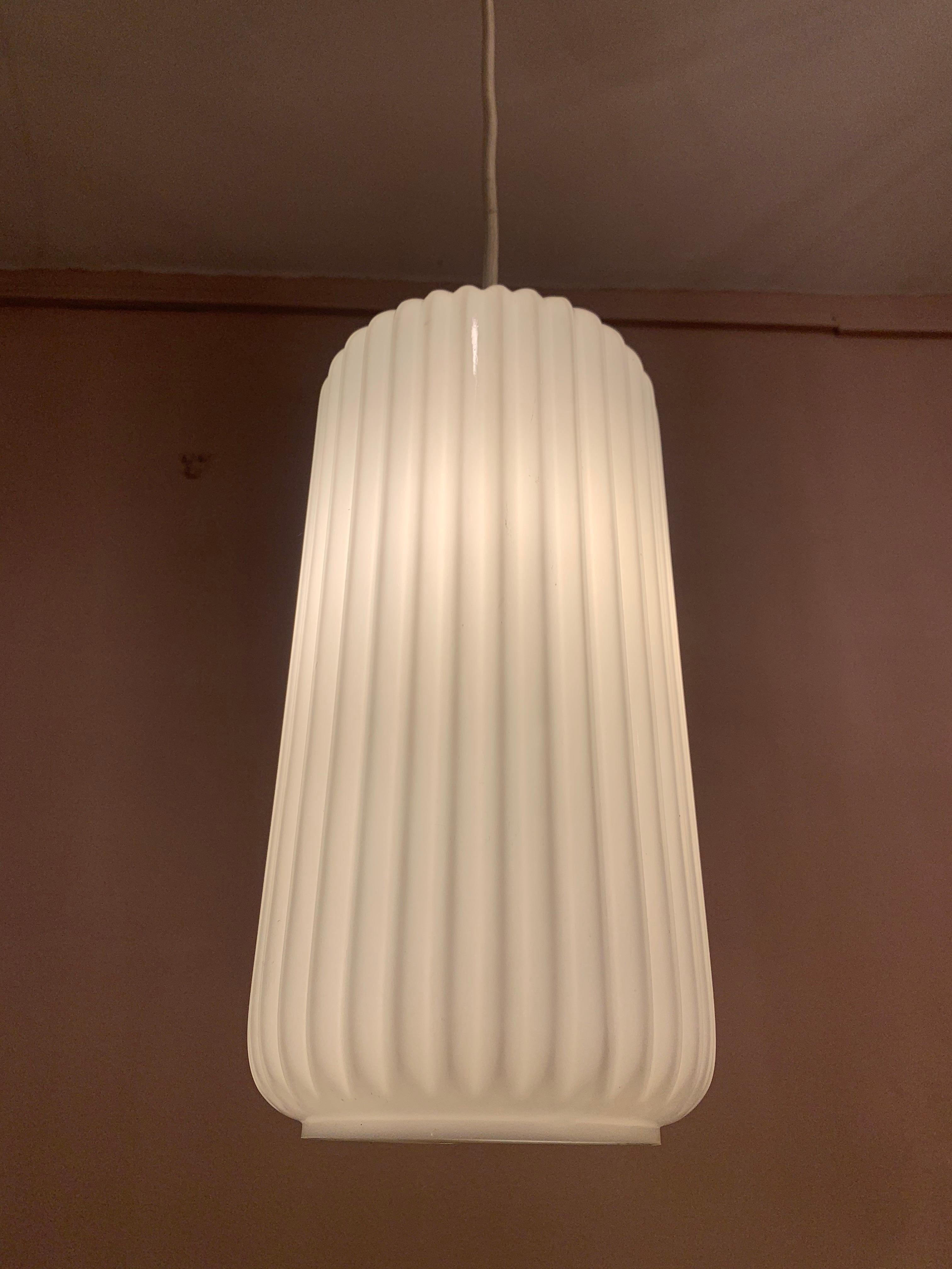 Mid-Century Modern 1950s Italian Arredoluce Style Opaline Ribbed Glass Pendant Hanging Light