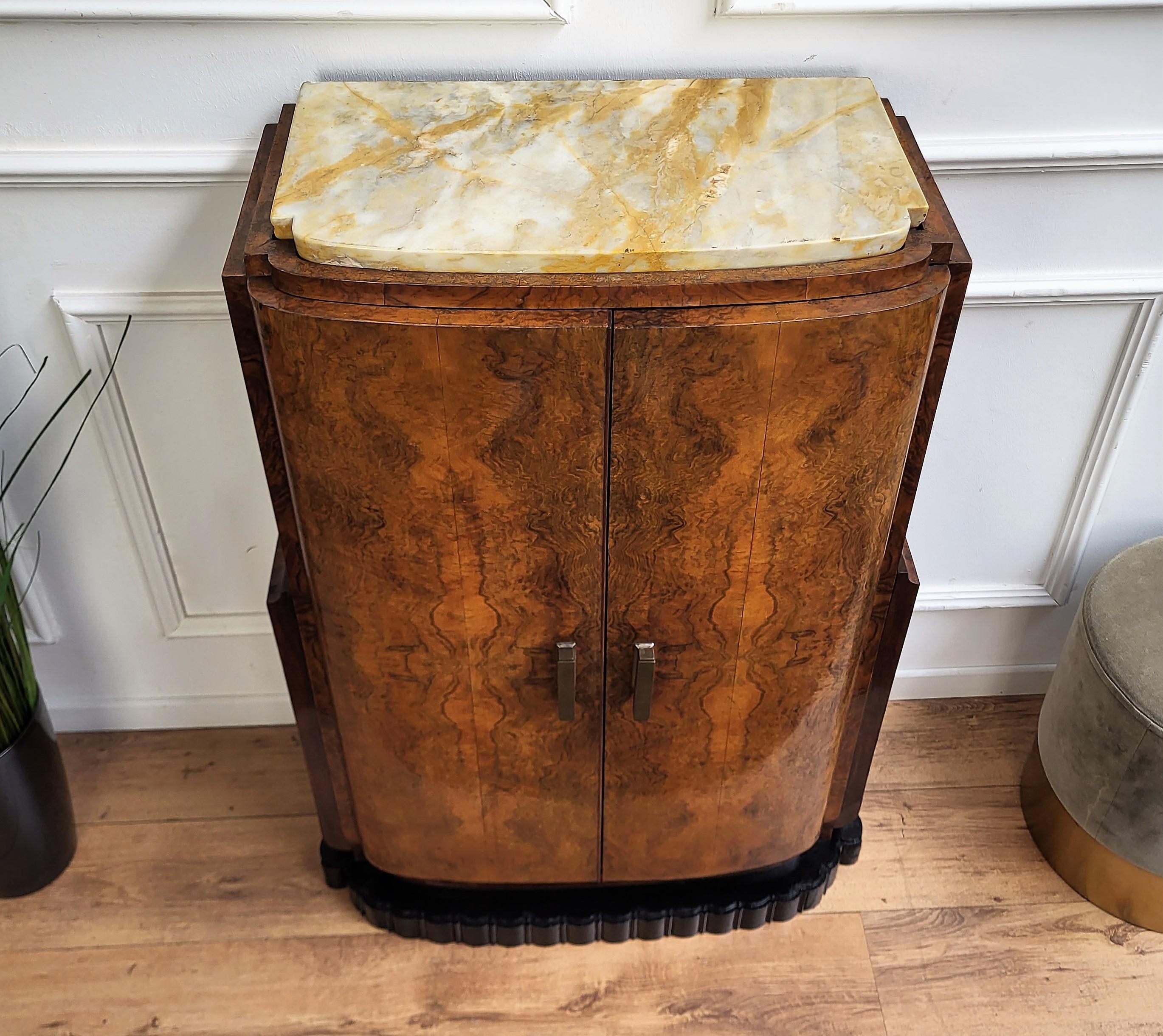 1950s Italian Art Deco Burl Wood and Marble Top Cabinet Bar Credenza Sideboard For Sale 2