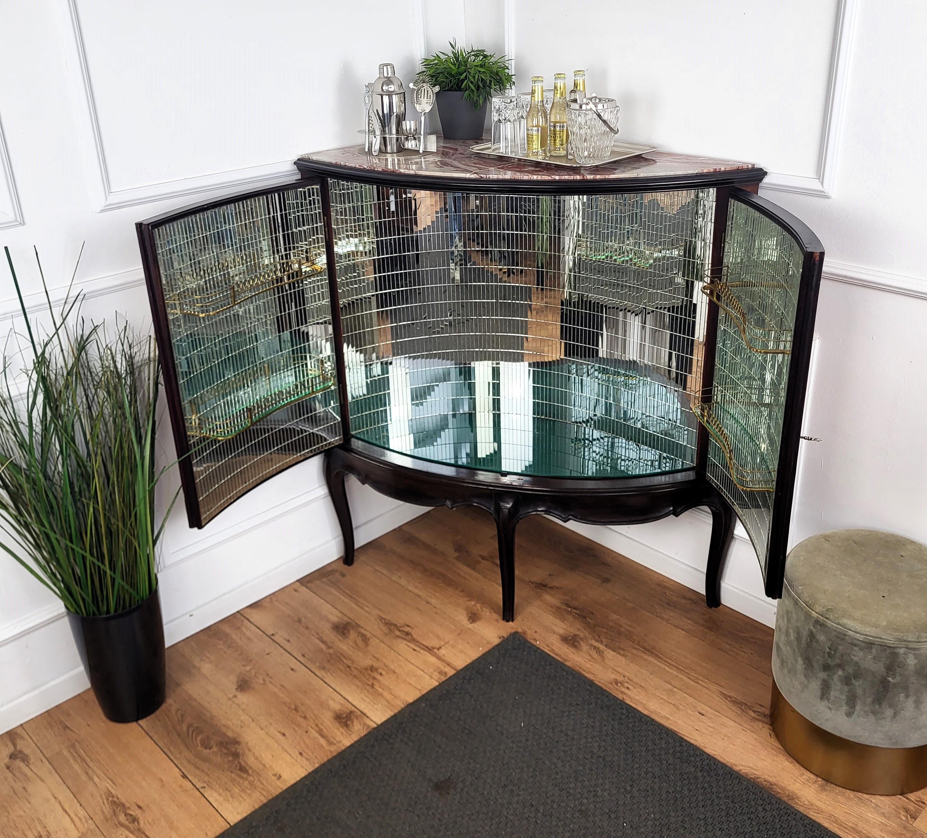 Mosaïque 1950s Italian Art Deco Italian Walnut Mirror Mosaic Marble Bar Corner Cabinet en vente