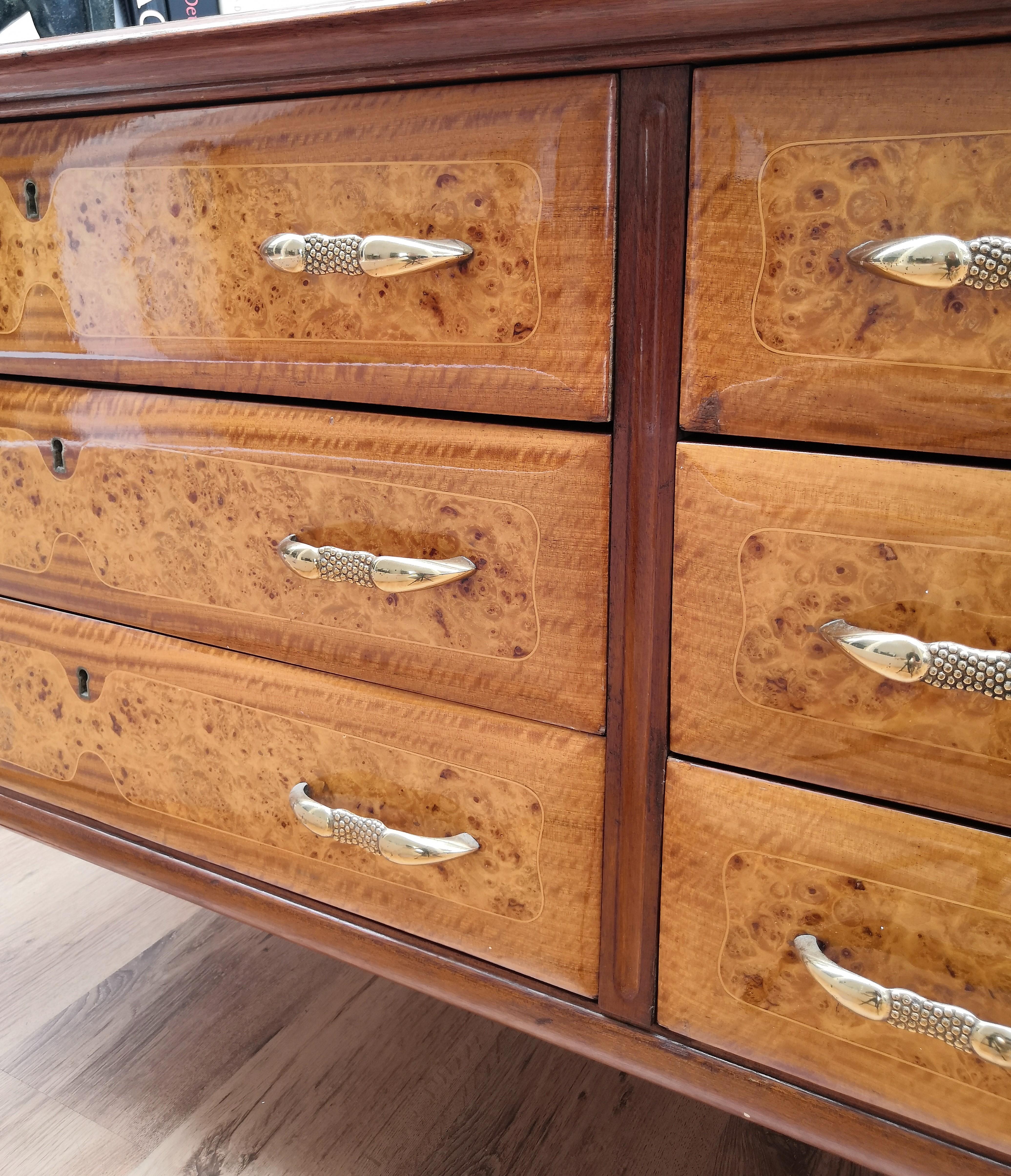 1950s Italian Art Deco Mid-Century Modern Burl Wood, Glass and Brass Sideboard 1