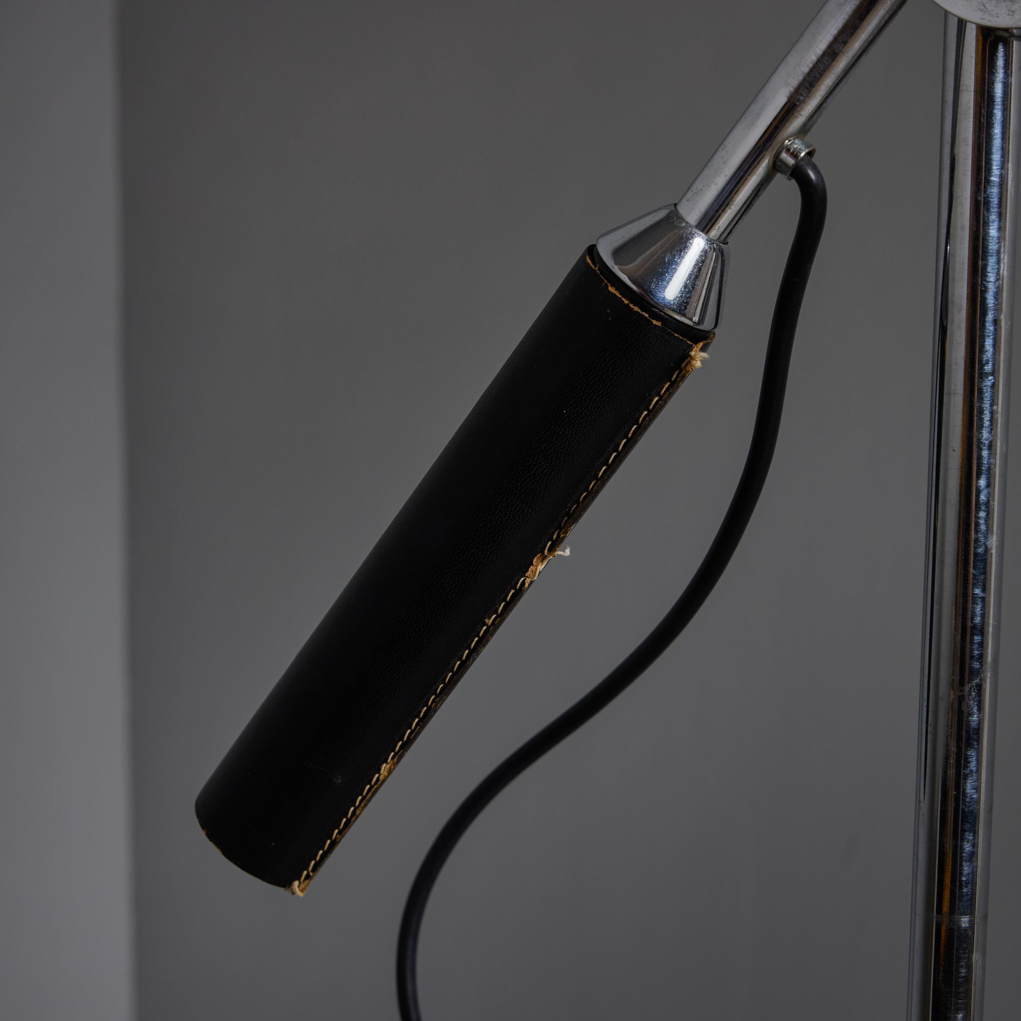 Lampada da terra snodabile italiana degli anni '50 attribuita ad Arredoluce in vendita 2