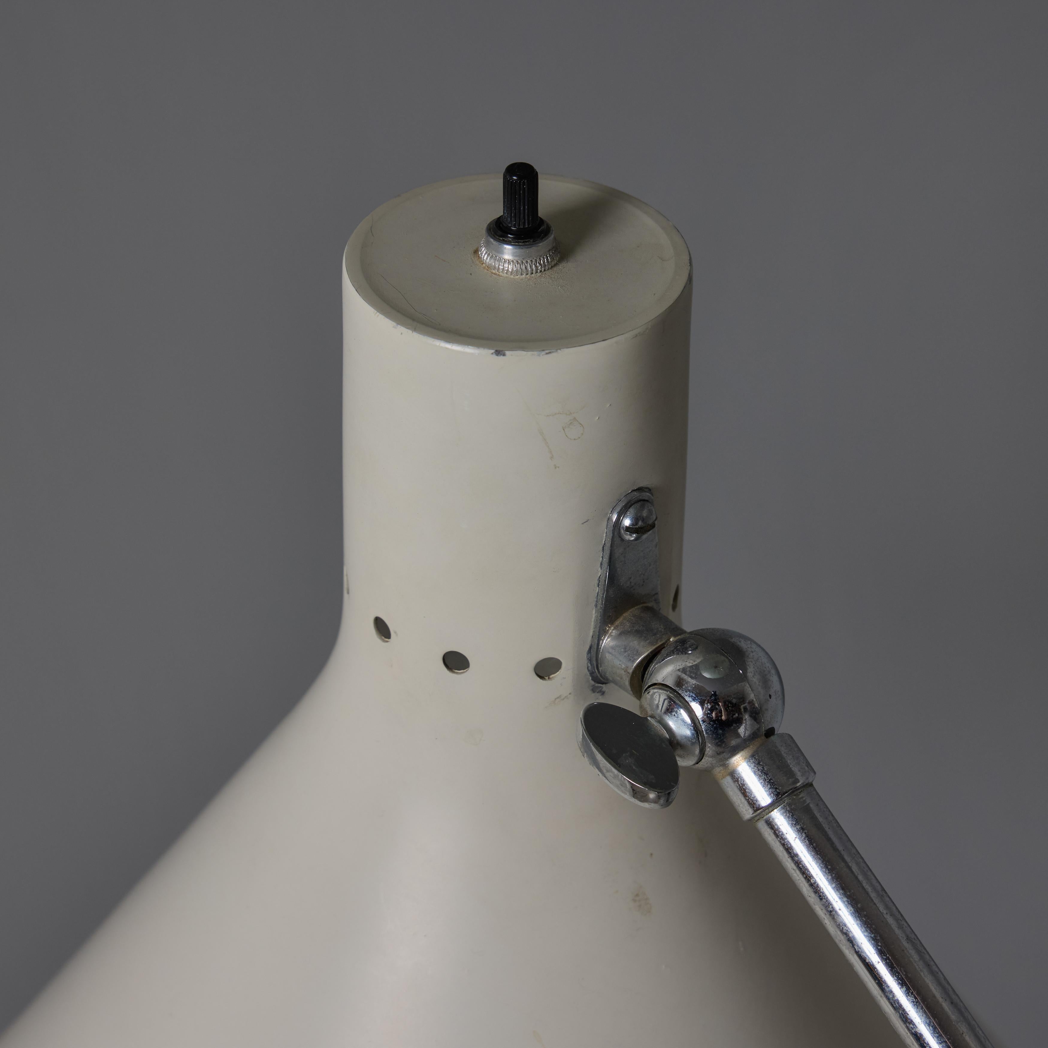 Lampada da terra snodabile italiana degli anni '50 attribuita ad Arredoluce in vendita 7