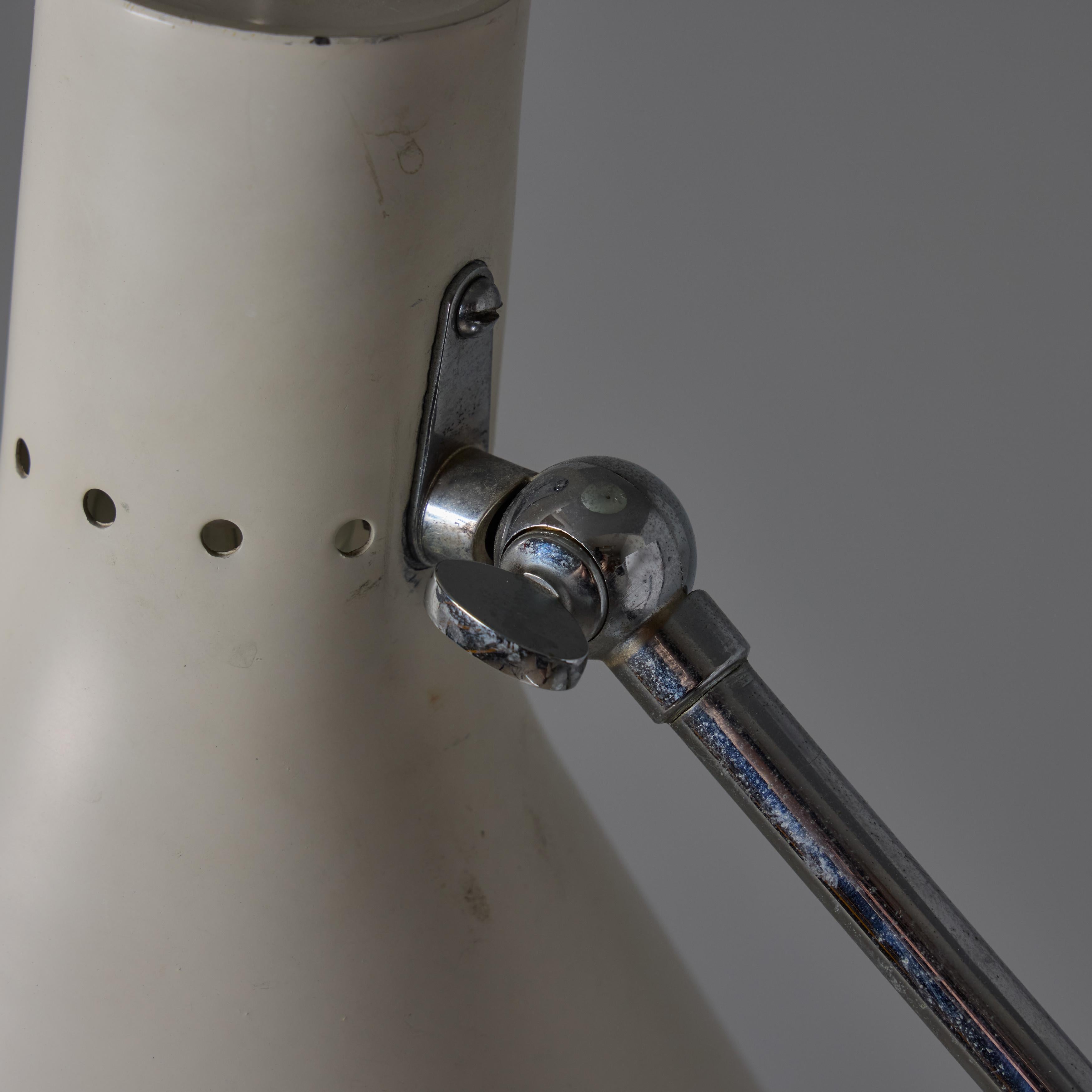 Lampada da terra snodabile italiana degli anni '50 attribuita ad Arredoluce in vendita 8