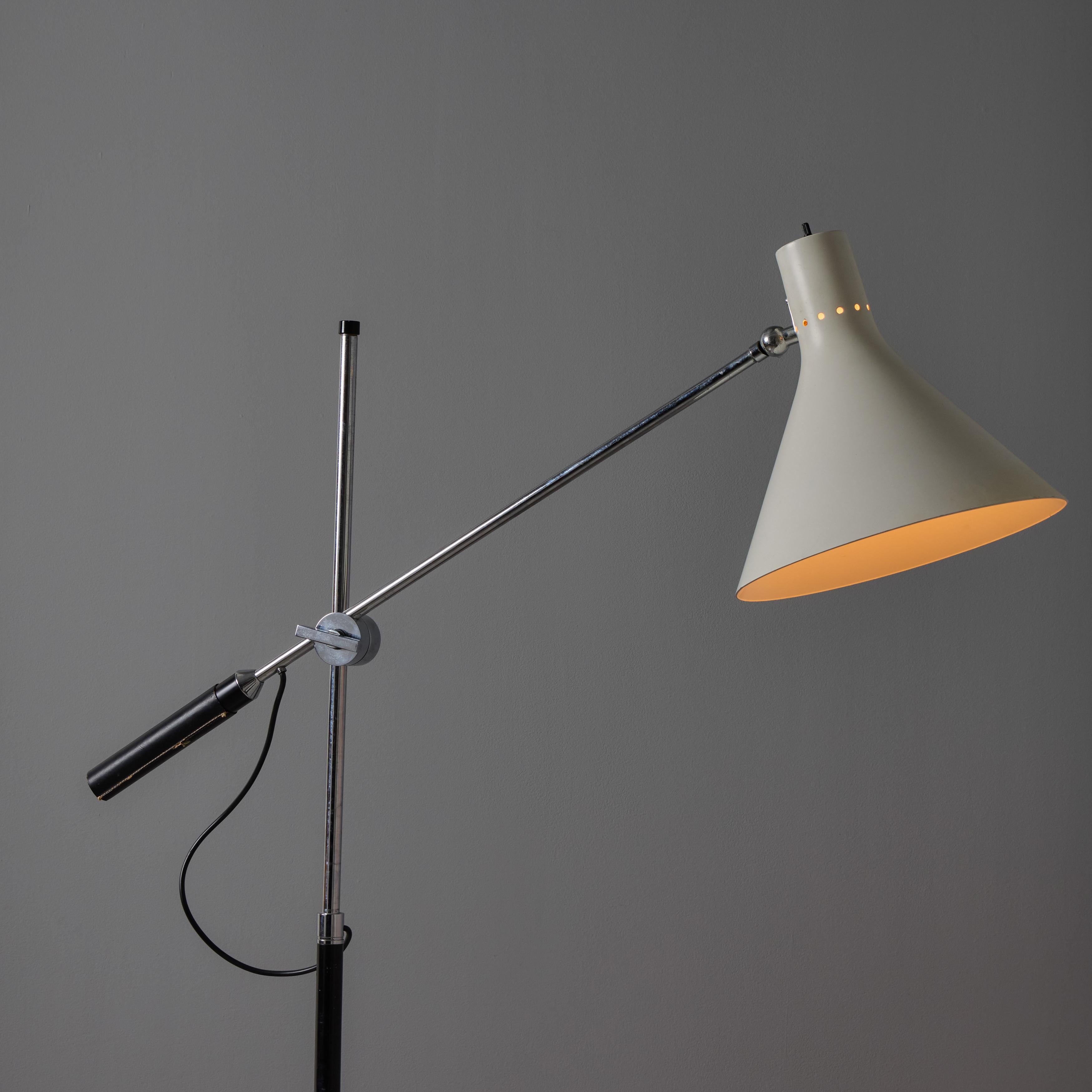 Lampada da terra snodabile italiana degli anni '50 attribuita ad Arredoluce In condizioni buone in vendita a Glendale, CA