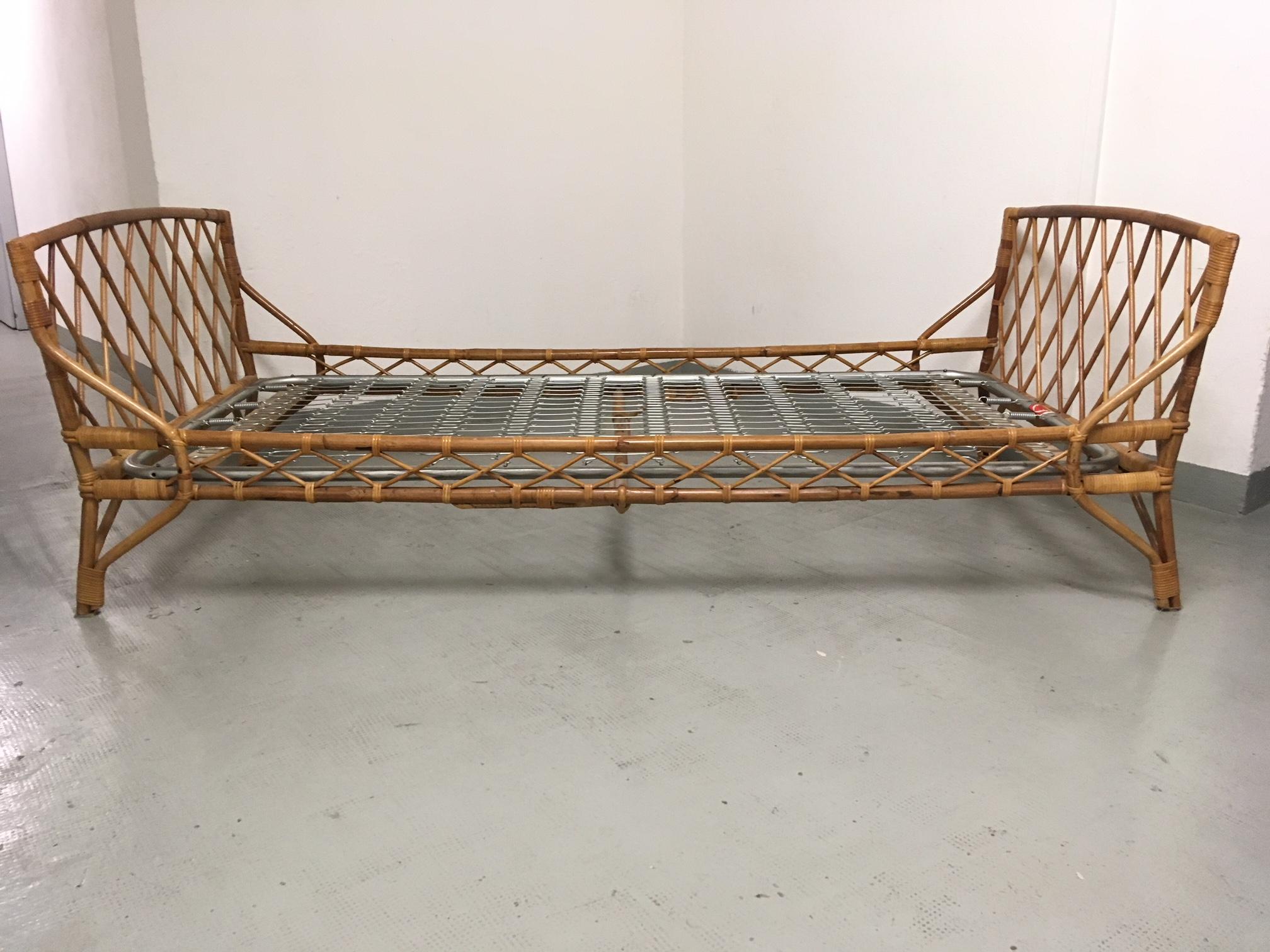 1950s Italian Bamboo and Rattan Daybed 1