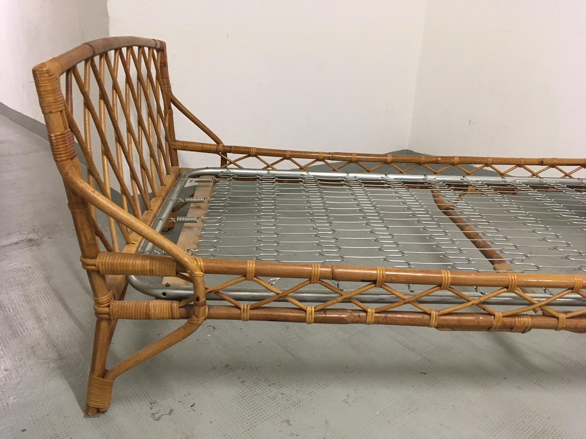 1950s Italian Bamboo and Rattan Daybed 2