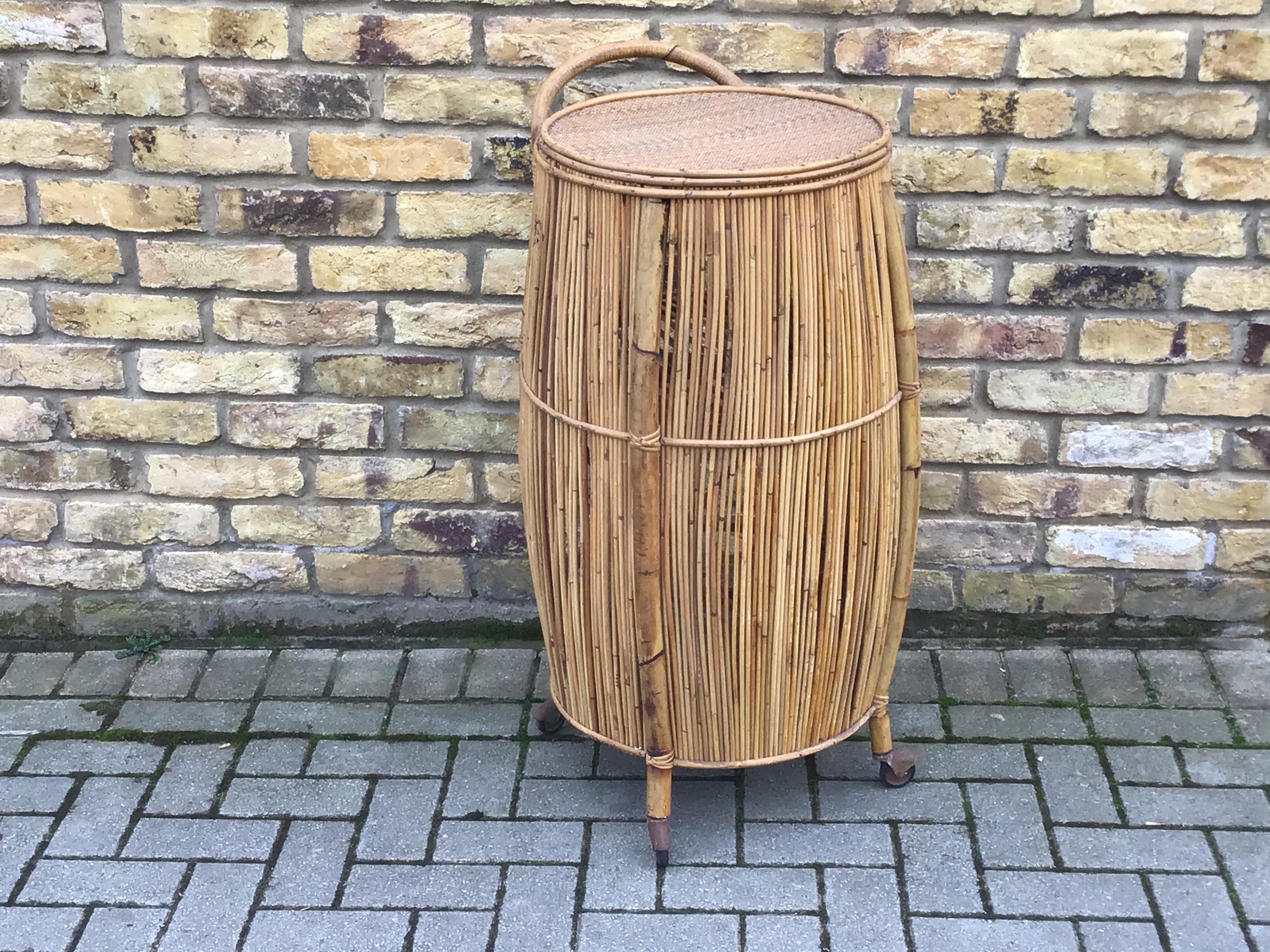1950s Italian Bamboo Bar Set/Rattan Chairs and Bar/1950s Bamboo In Good Condition In London, Lambeth