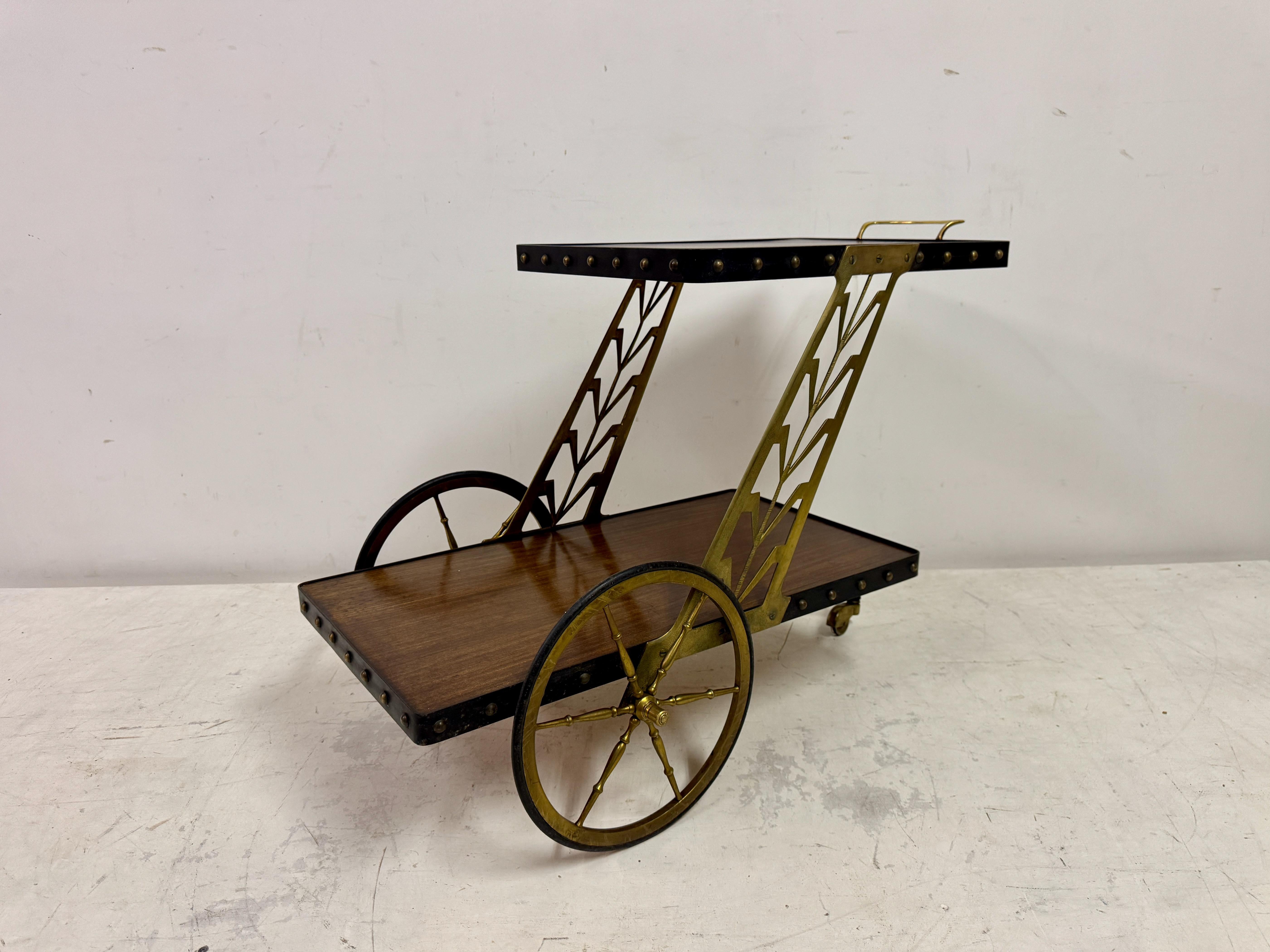 1950s Italian Bar Cart with Sculptural Detailing In Good Condition For Sale In London, London