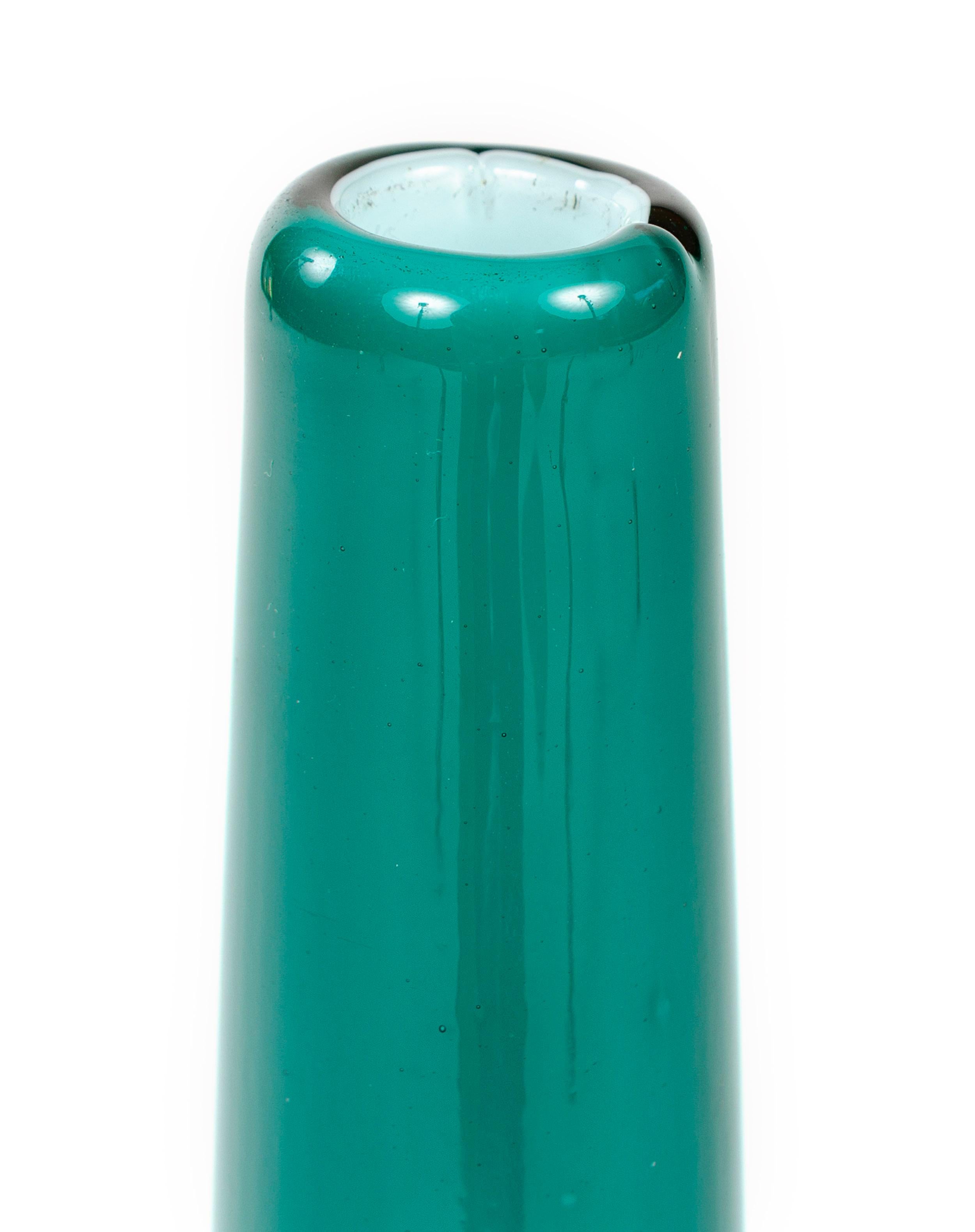 Mid-Century moderno Vaso in vetro soffiato dall'Italia in vendita