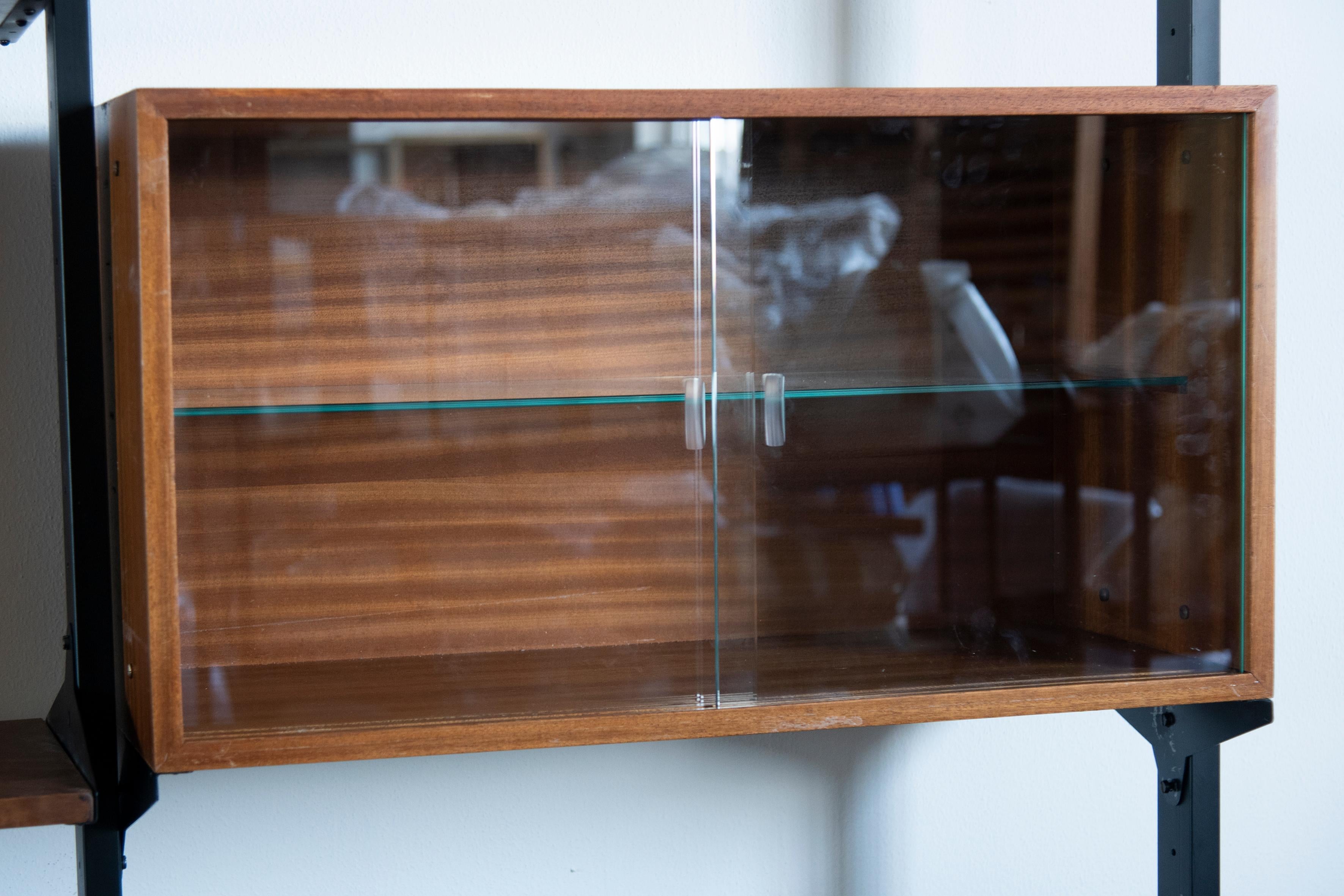 1950s Italian Bookcase with Wood, Brass and Metal finsh with Adjustable Shelves For Sale 14
