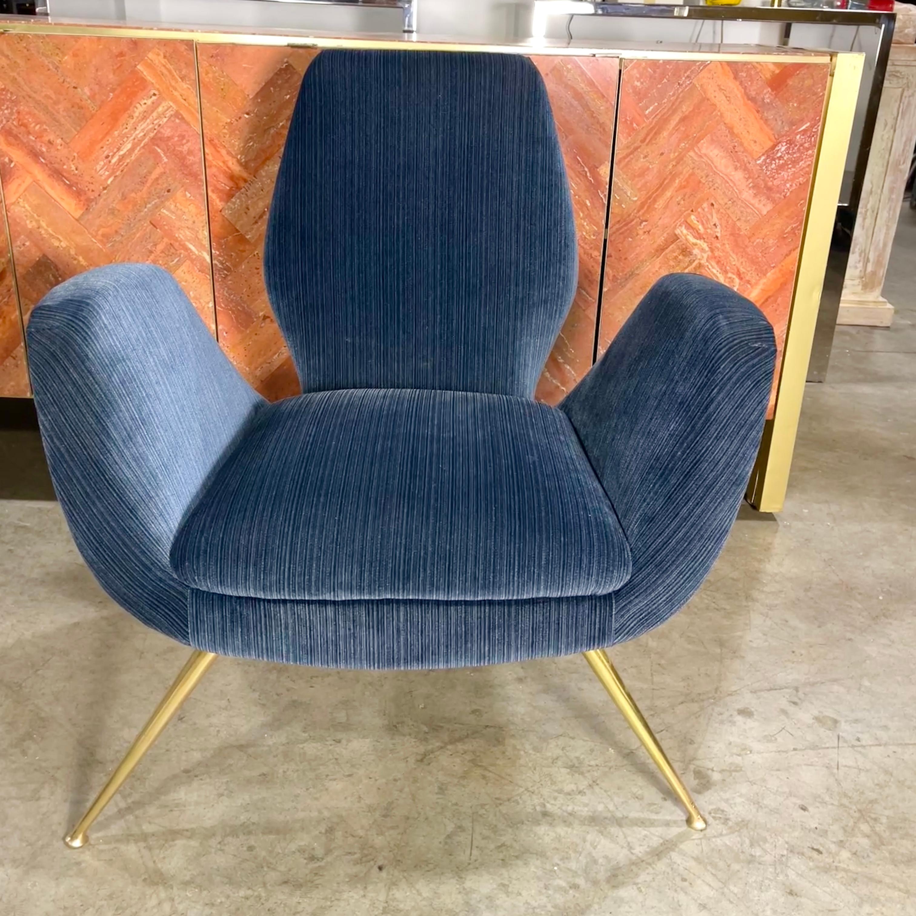 Silla de tocador italiana de los años 50 con patas ensanchadas de latón en venta 6