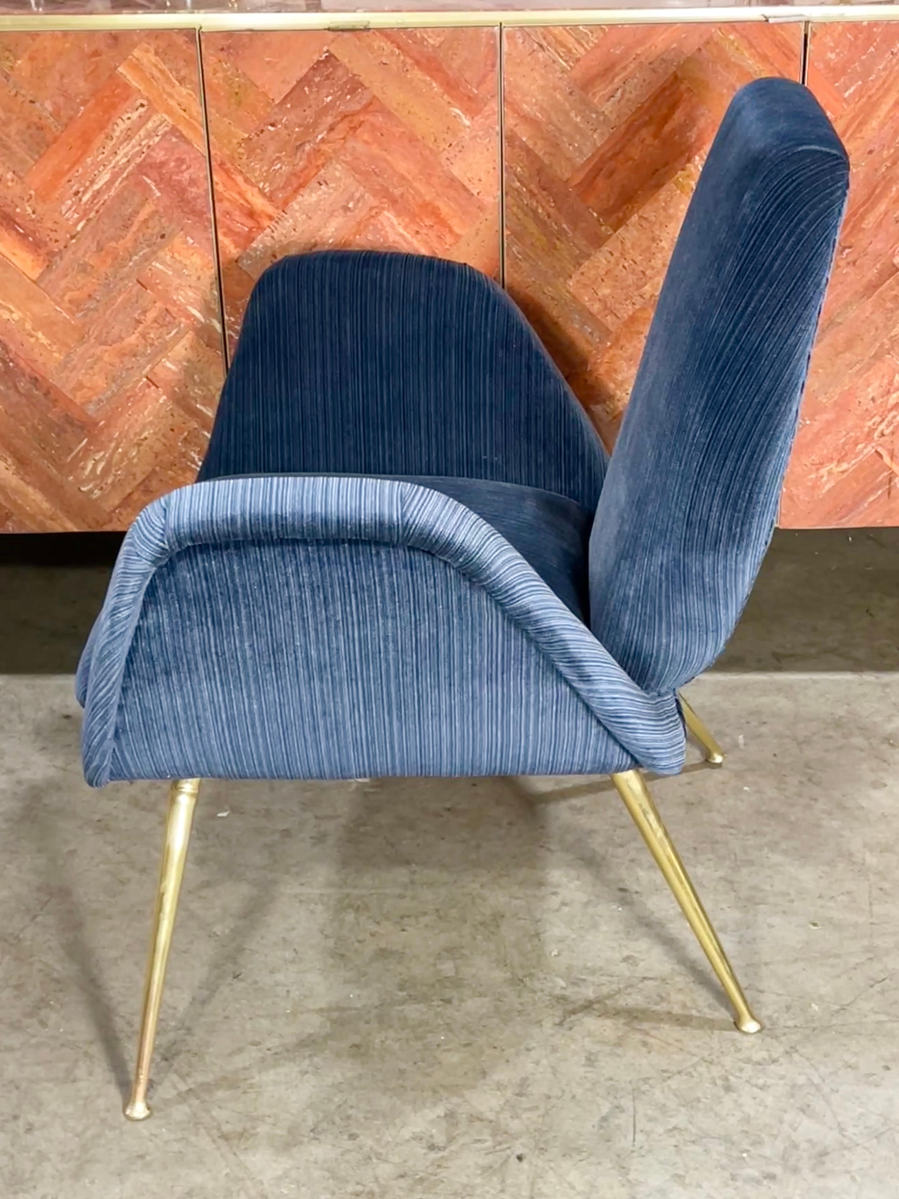 Silla de tocador italiana de los años 50 con patas ensanchadas de latón Italiano en venta