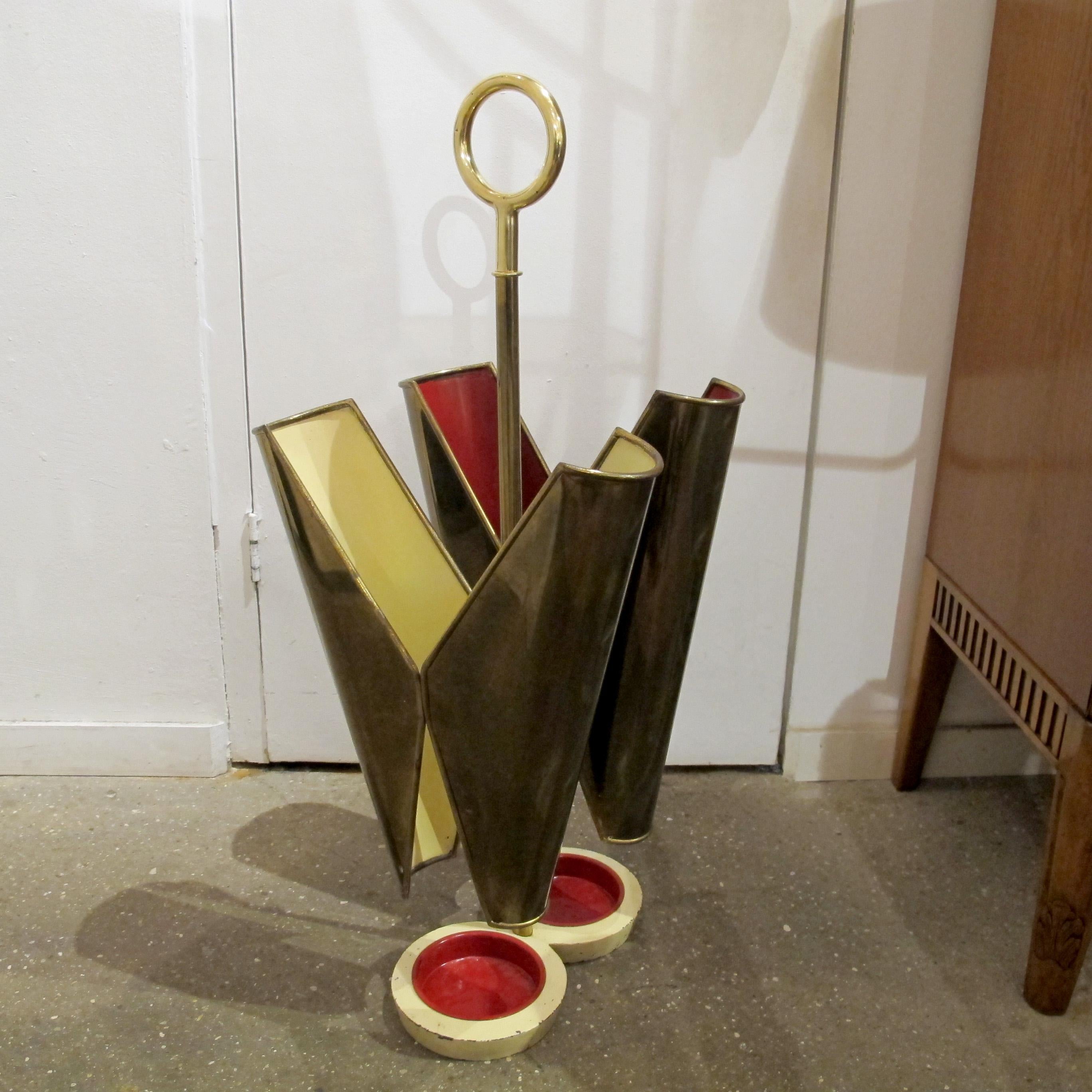 1950s Italian Brass and Metal Umbrella Stand with Cast Iron Base For Sale 2