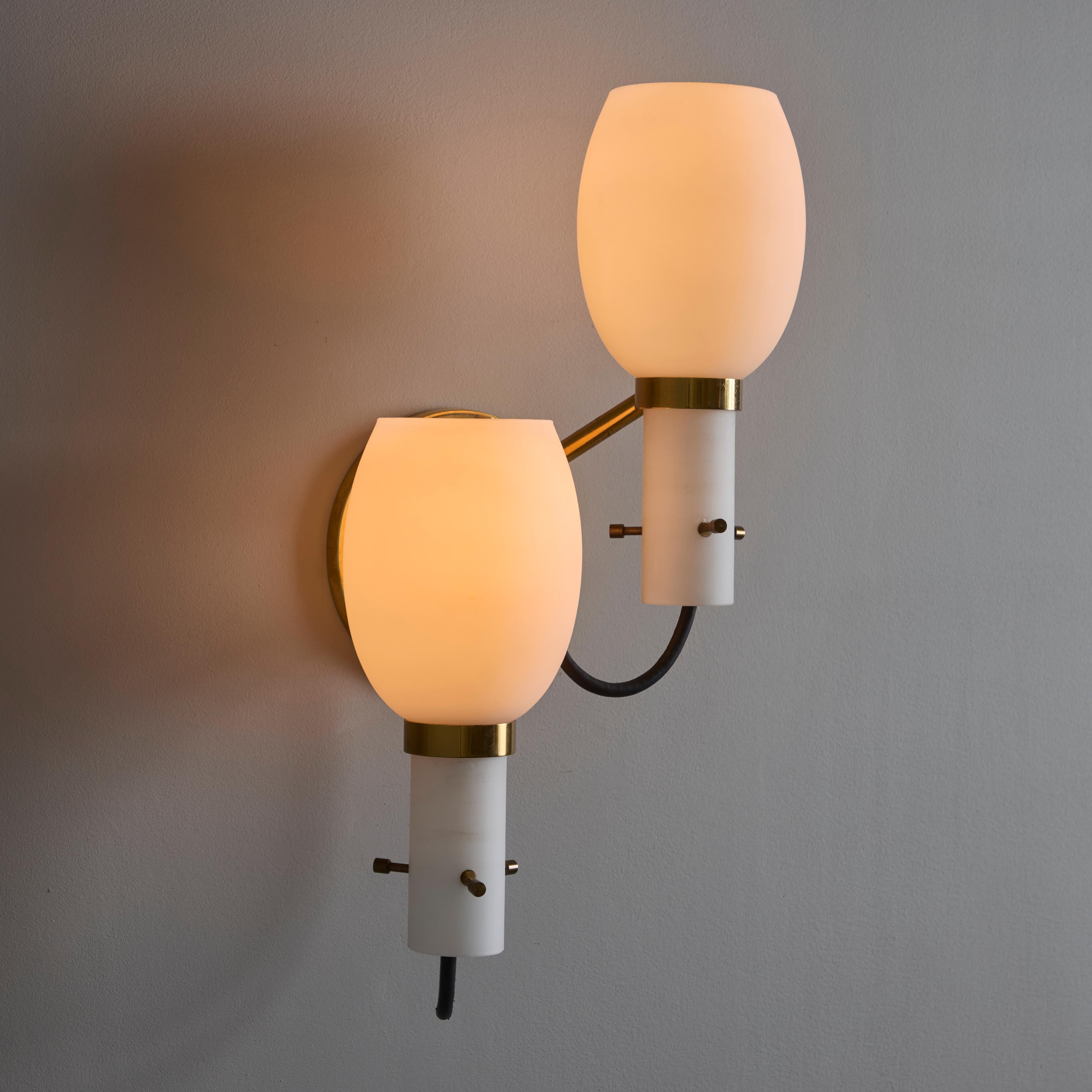 1950s Italian Brass and Opaline Glass Double Sconce in the Manner of Stilnovo For Sale 6