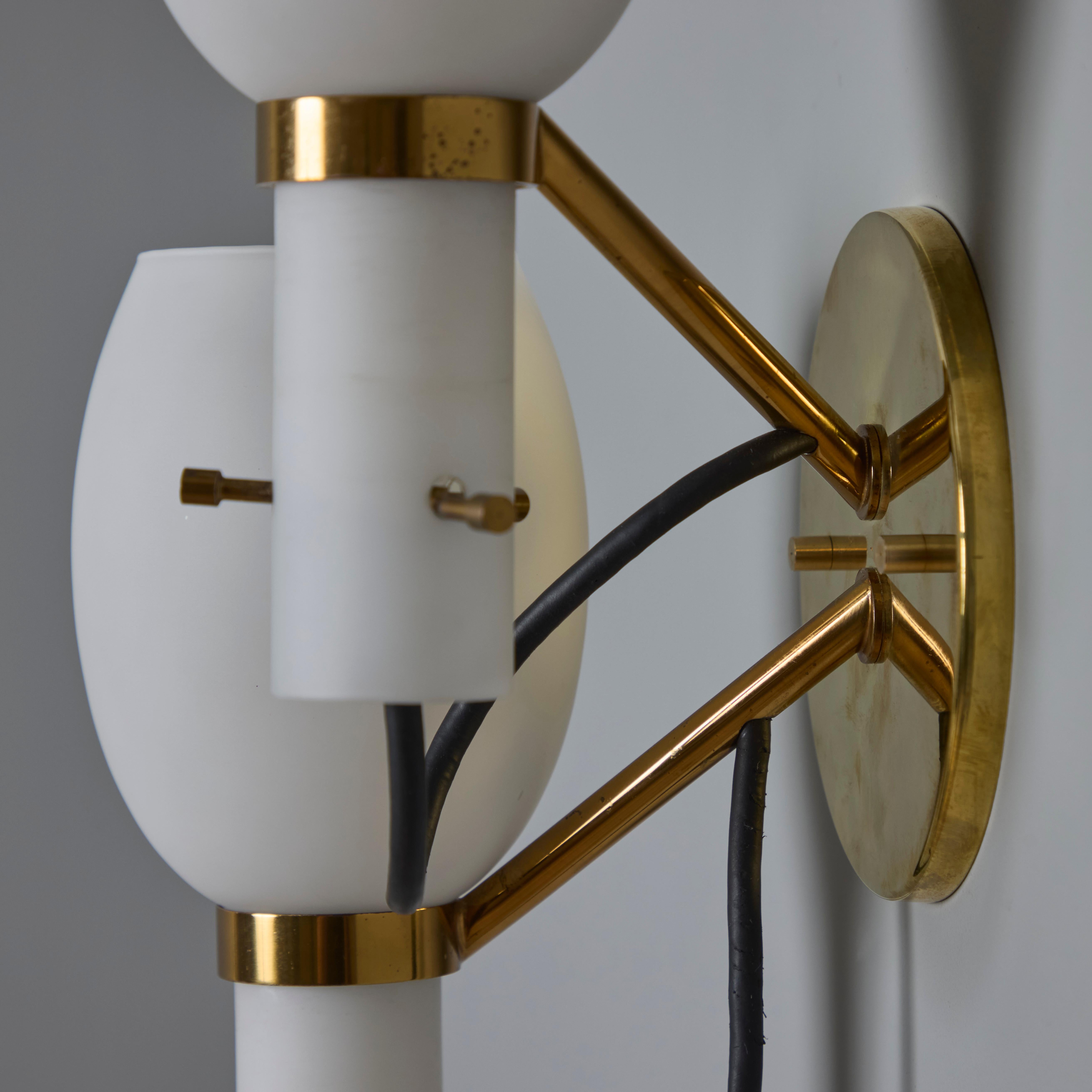 1950s Italian Brass and Opaline Glass Double Sconce in the Manner of Stilnovo For Sale 11