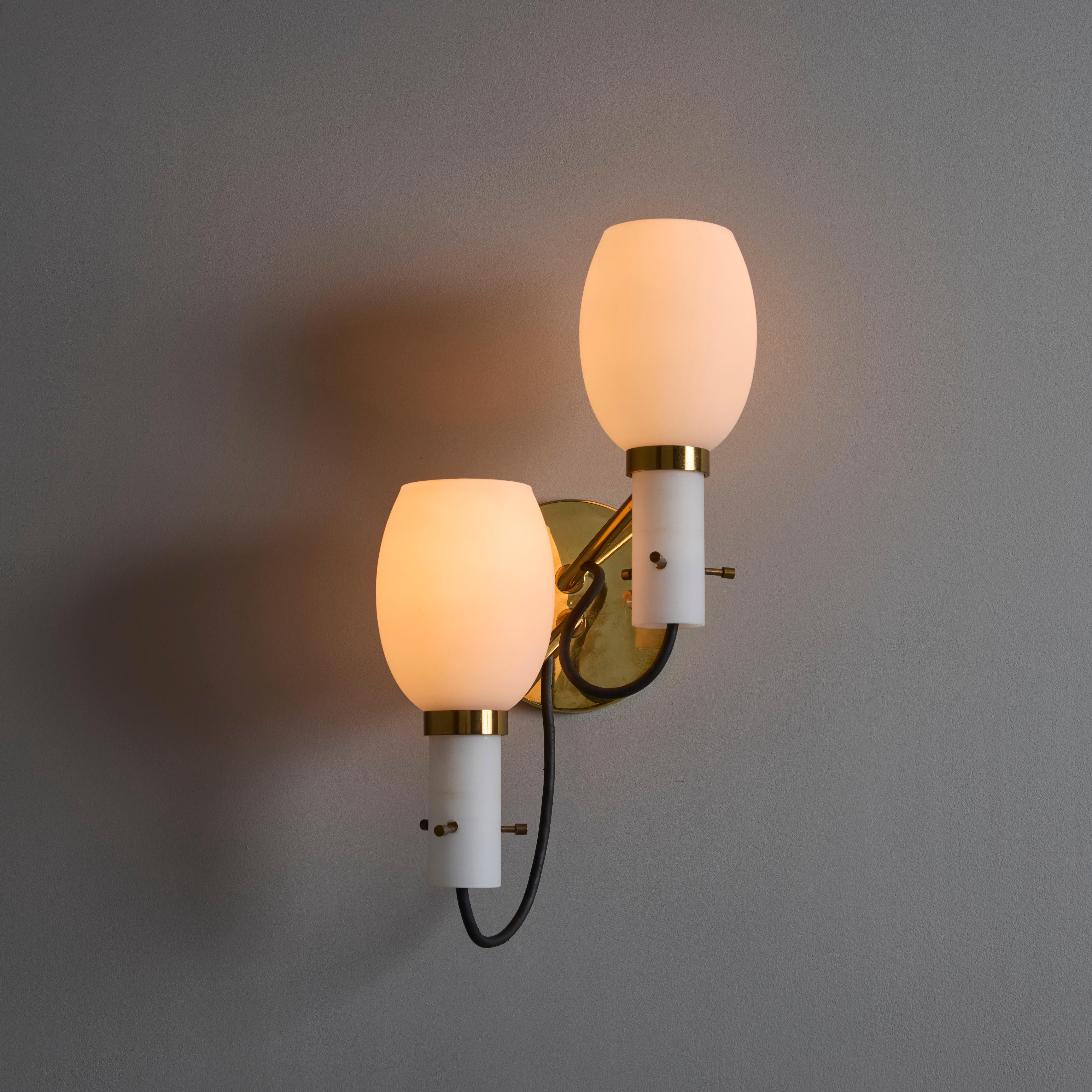 Mid-Century Modern 1950s Italian Brass and Opaline Glass Double Sconce in the Manner of Stilnovo For Sale