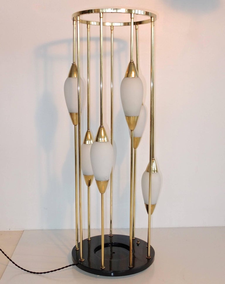 1950s Italian Brass Cage Lamp Pedestal Stand In Good Condition For Sale In Hingham, MA