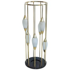 Lampe à cage en laiton italienne des années 1950 sur piédestal