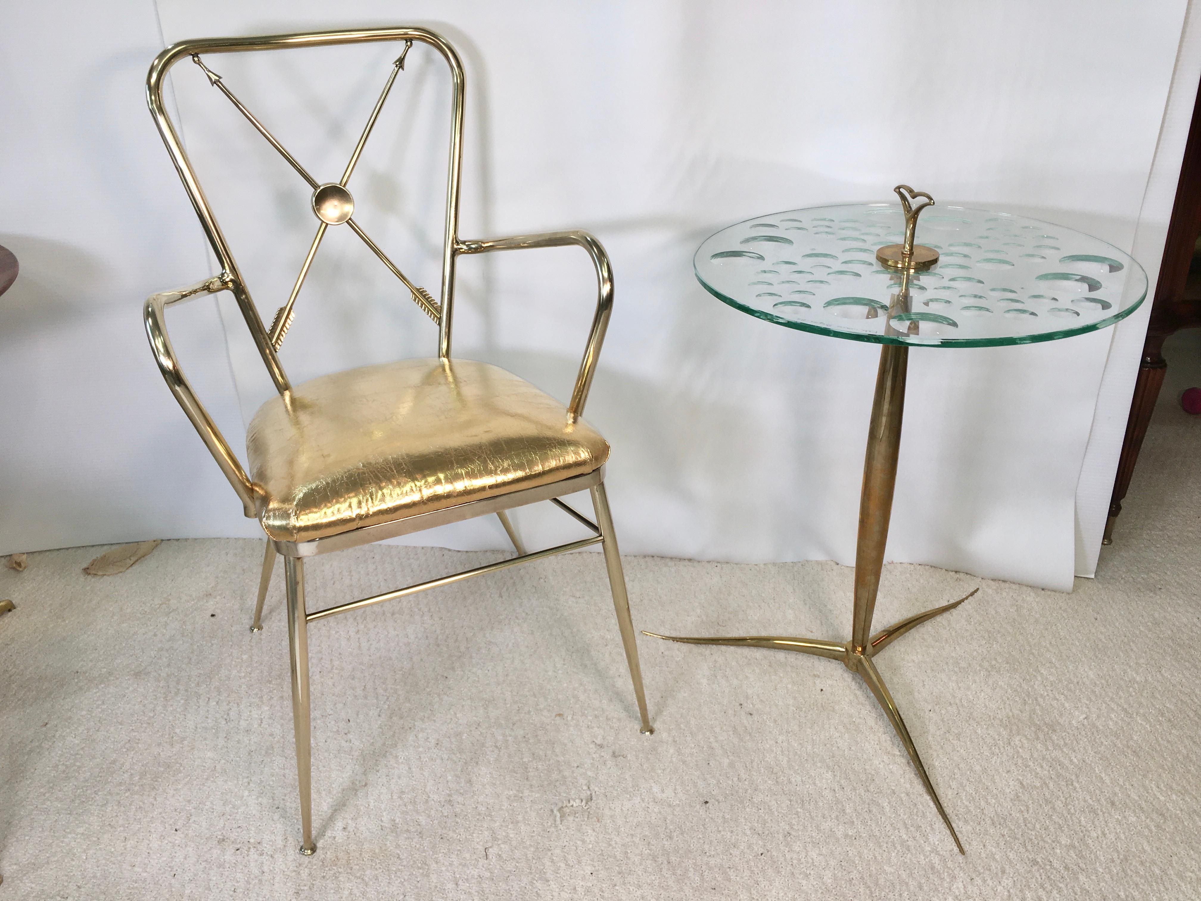 fauteuil Chiavari en laiton italien des années 1950 avec motif de flèches croisées en vente 12