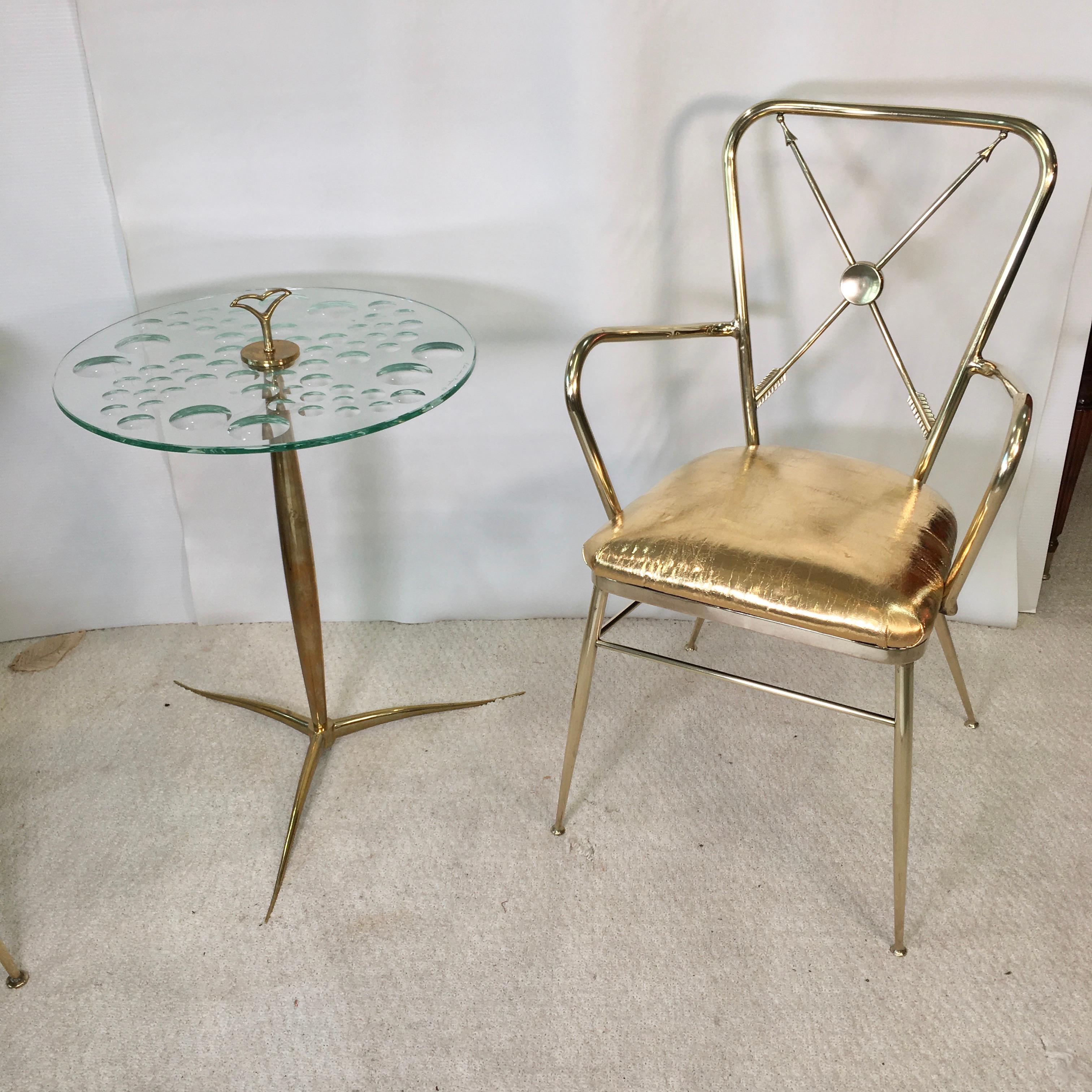 1950s Italian Brass Chiavari Armchair with Crossed Arrows Motif In Good Condition For Sale In Hanover, MA