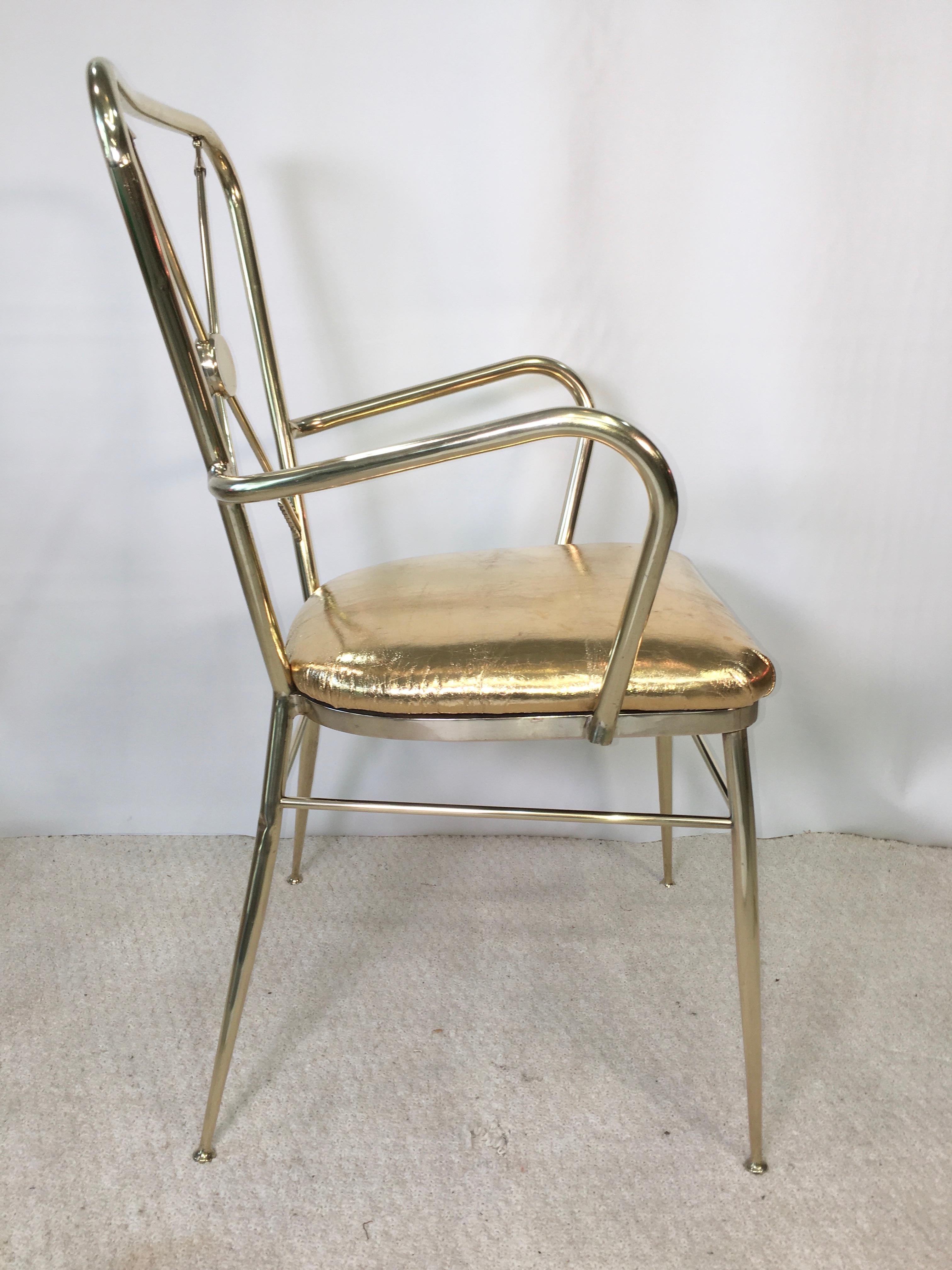 fauteuil Chiavari en laiton italien des années 1950 avec motif de flèches croisées en vente 3