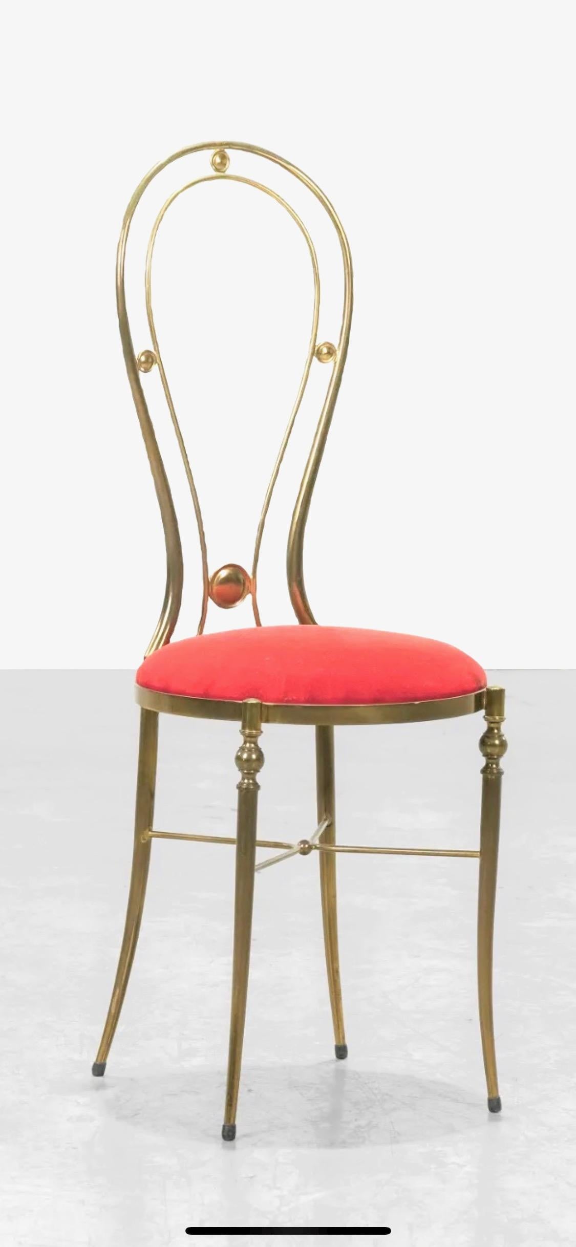 A vintage 1950's Italian brass Chiavari vanity chair with red velvet seat cover. 
No bends or dents. Almost like new condition with light patina. Uncommon form.