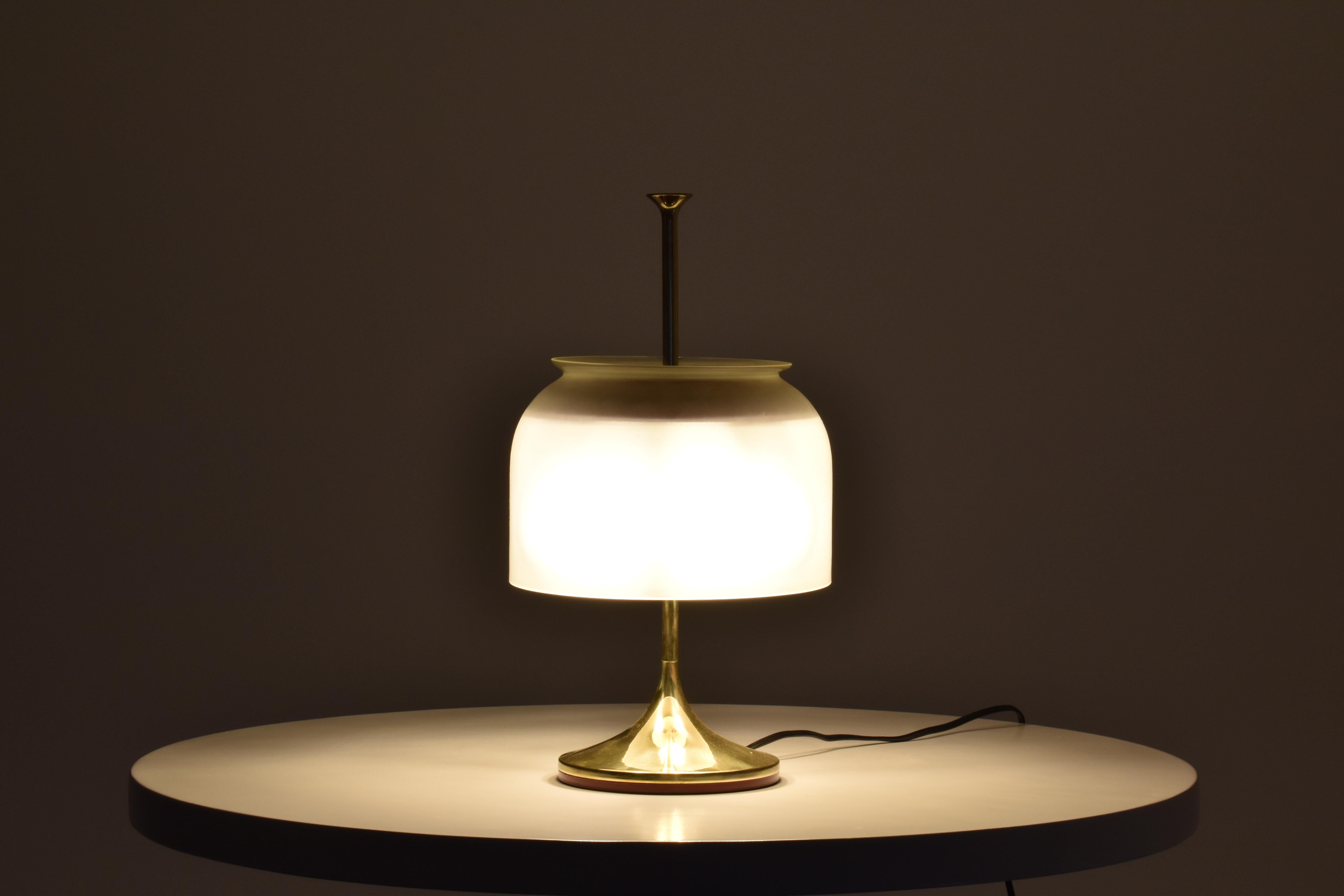 20th Century 1950's Italian Brass Glass Table Lamp