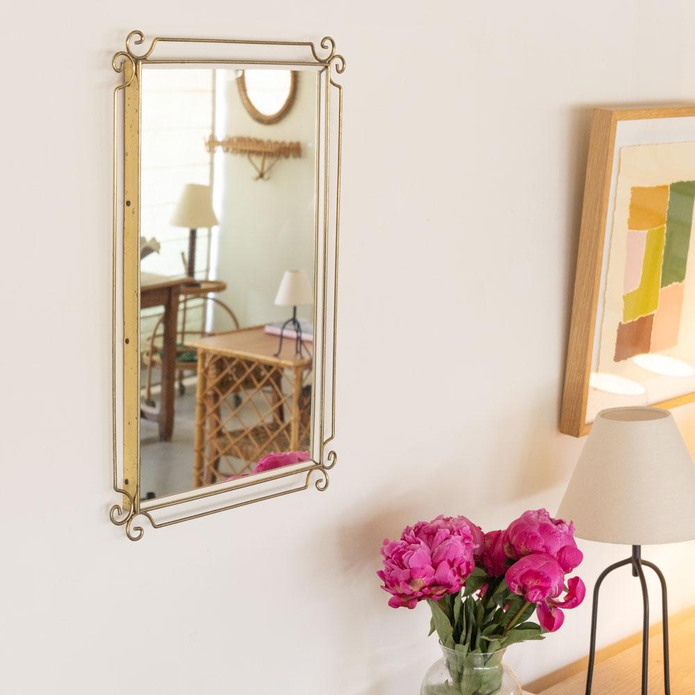 Mid-Century Modern Miroir en laiton italien des années 1950 en vente