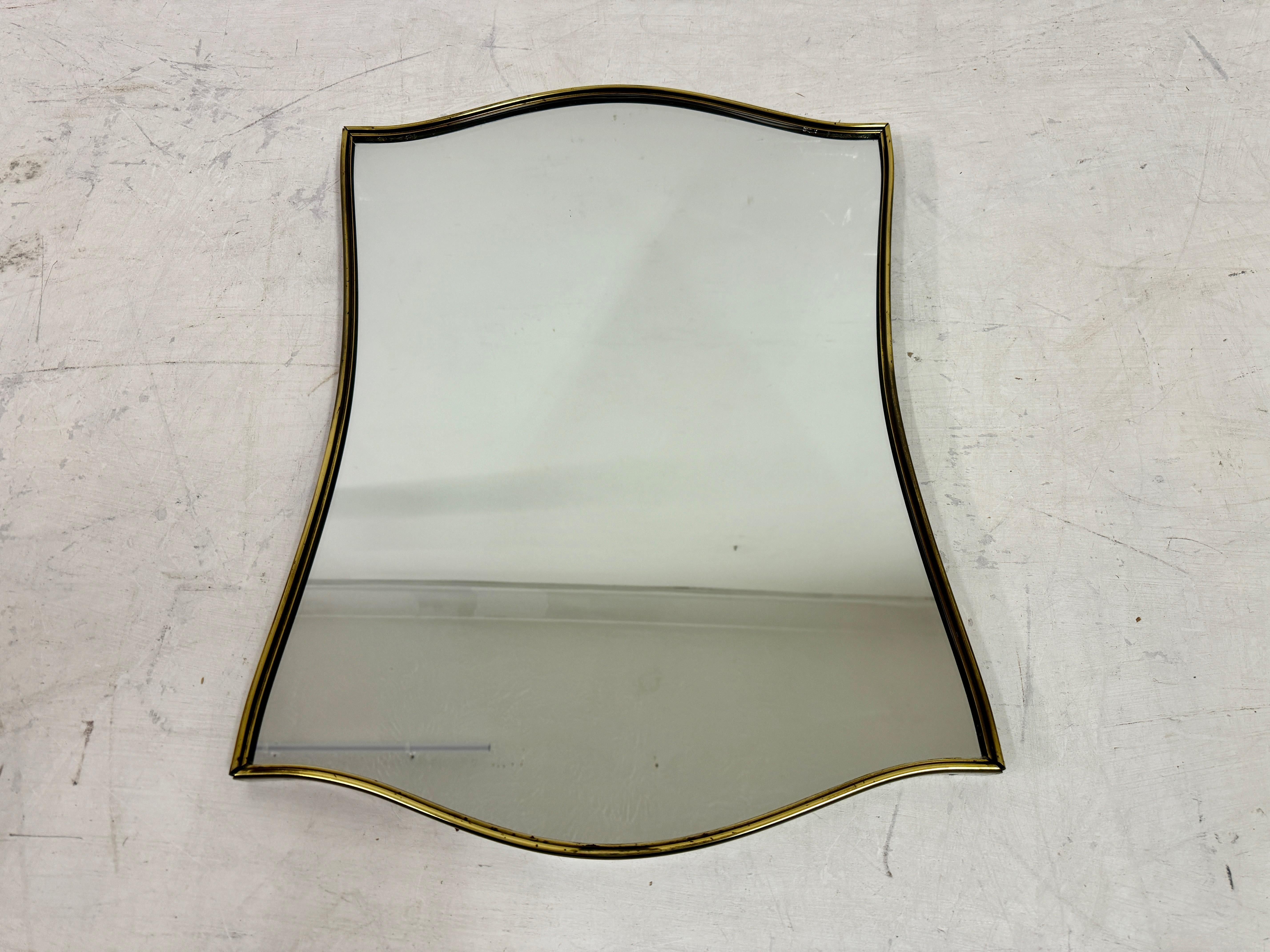 1950s Italian Brass Mirror In Good Condition For Sale In London, London
