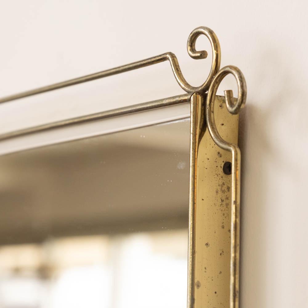 Miroir en laiton italien des années 1950 en vente 1